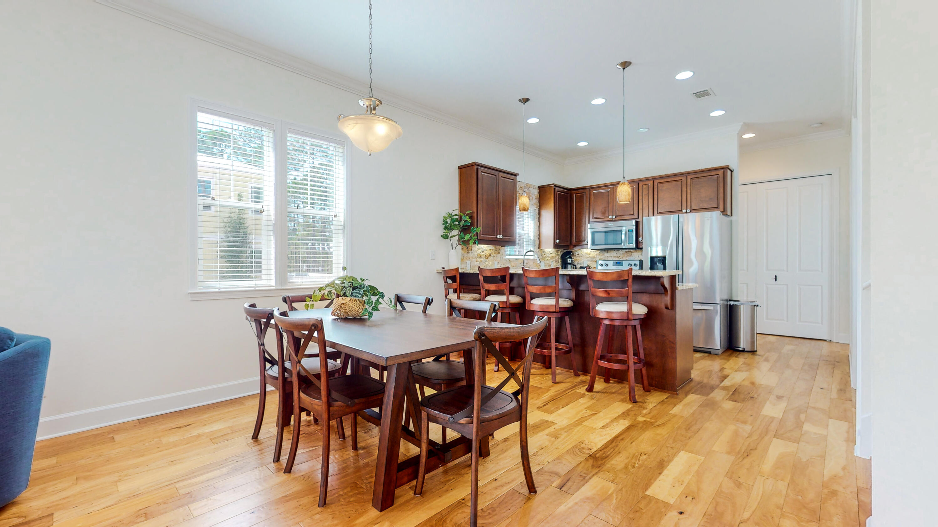 HIDDEN GROVE - Residential Lease