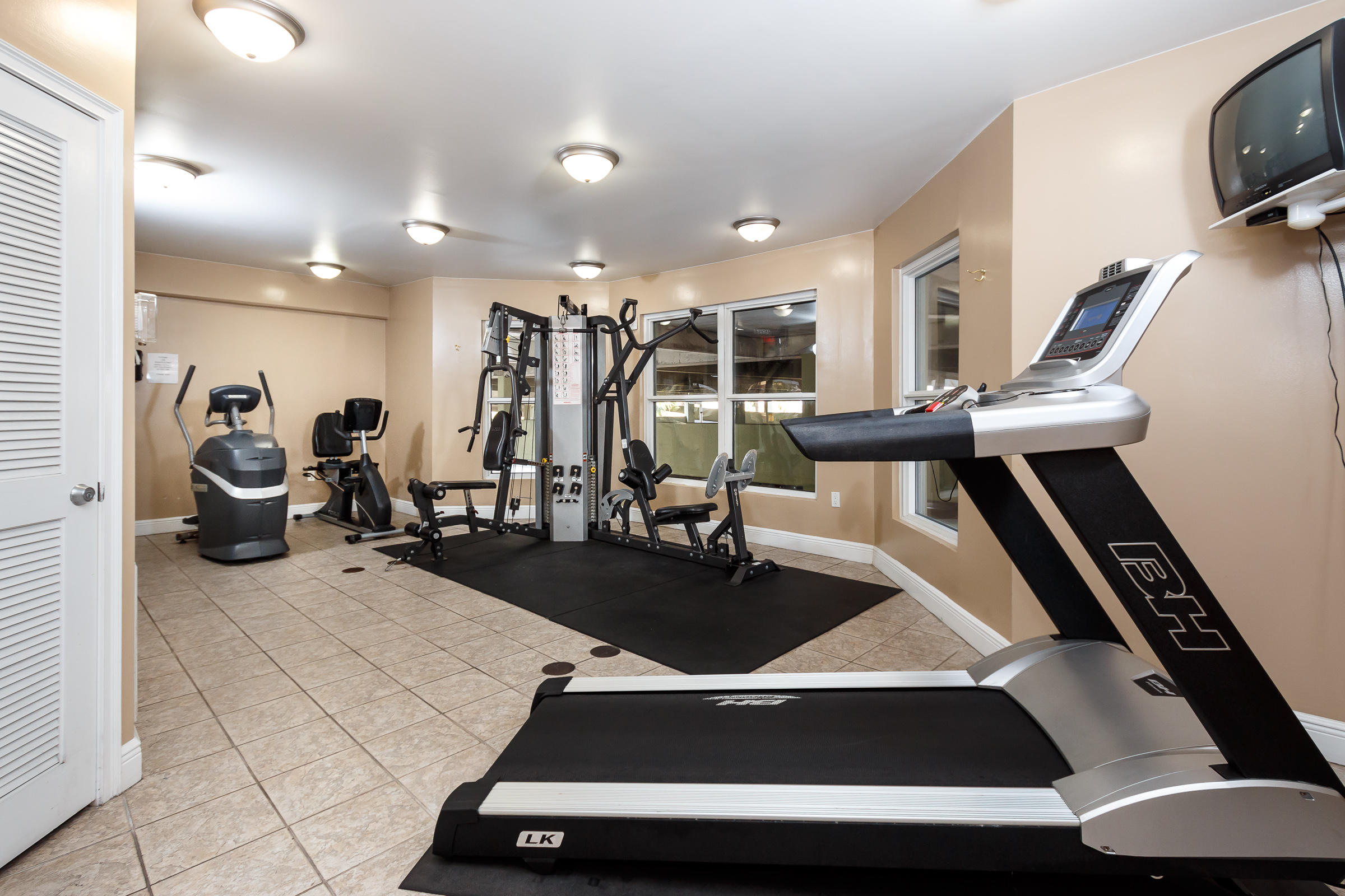 WATERS EDGE - Residential