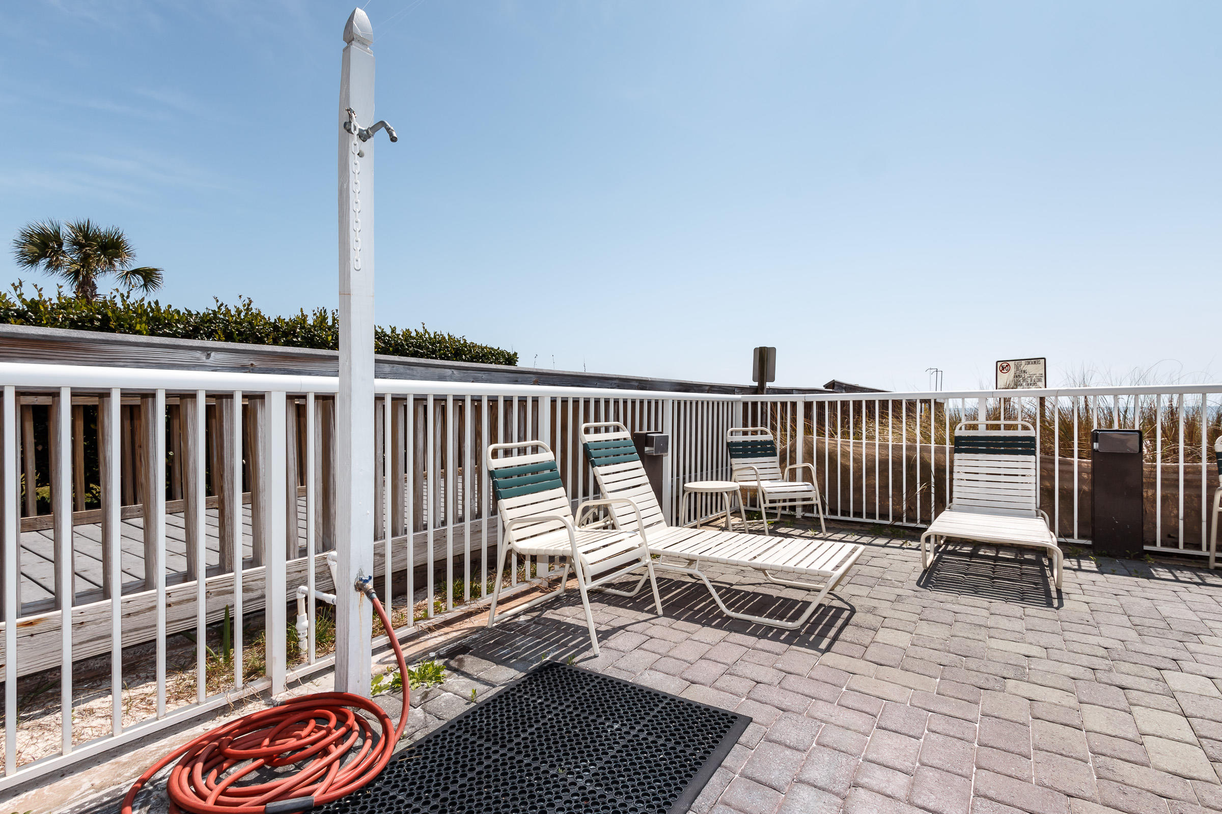 WATERS EDGE - Residential