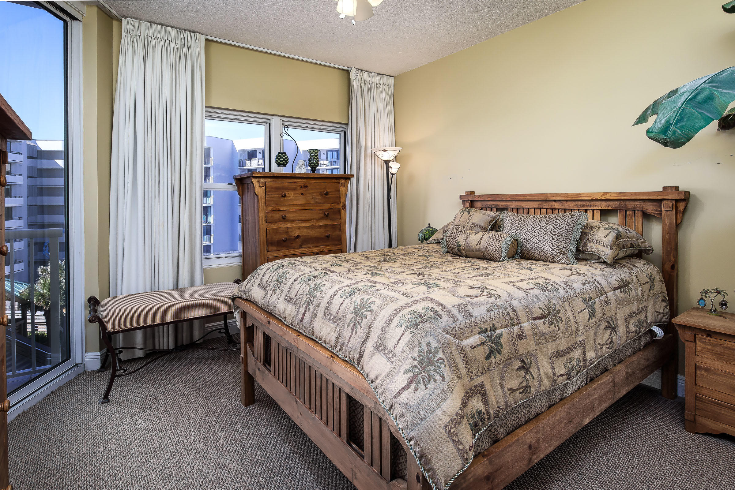 WATERS EDGE - Residential