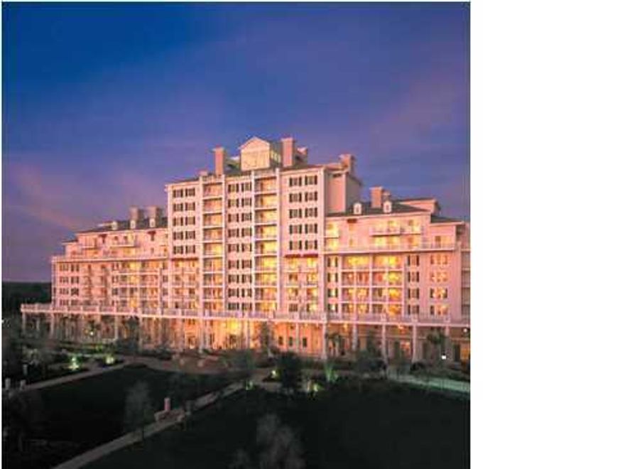 Great opportunity to be a Sandestin owner. Get in on this 1st floor studio condo and enjoy all the perks and amenities of being a Sandestin Golf and Beach Resort homeowner. Directly next door to the Conference Center. Walking distance to the Village of Baytowne wharf where you will find outstanding dining establishments, shopping extravaganza, entertainment, and so much more. Just steps to the full service Baytowne Marina and Tennis Center. Bike or take the tram to the beach or ride over to Grand Boulevard at Sandestin for dinner and a movie. Only minutes to Silver Sands Premium Factory Outlet shopping center.