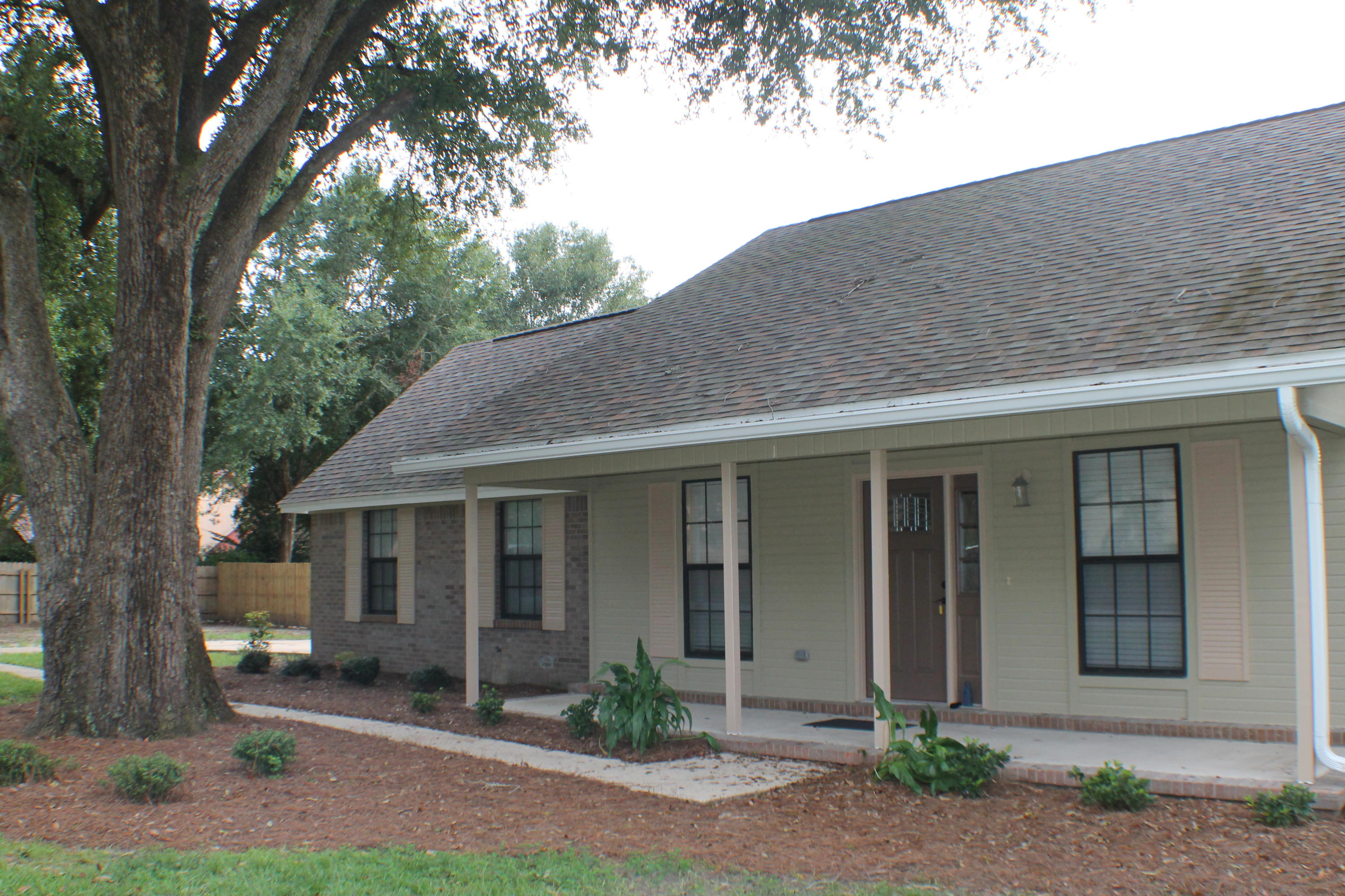 PAGE PLACE - Residential