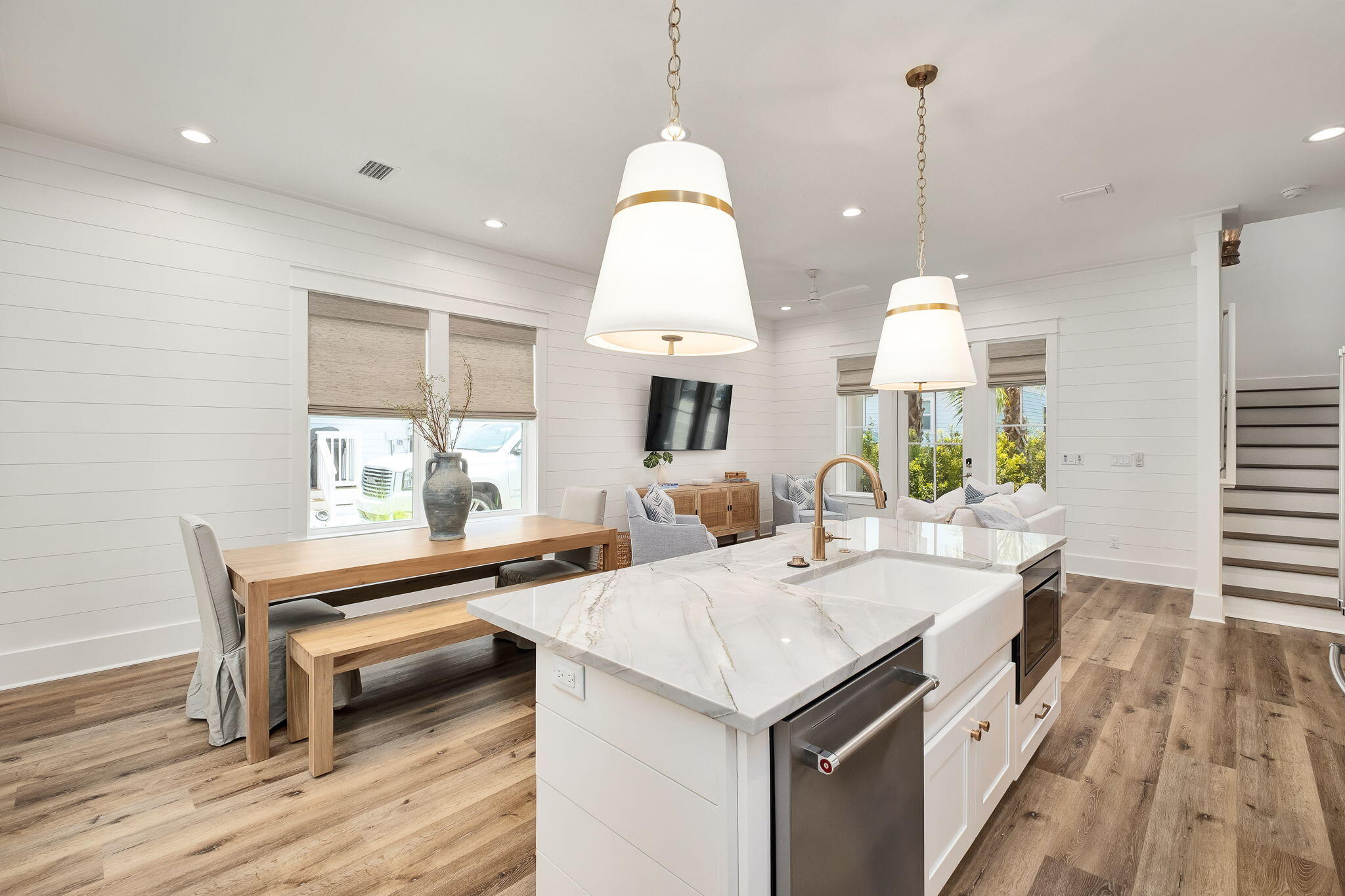 TREETOP S/D - Residential