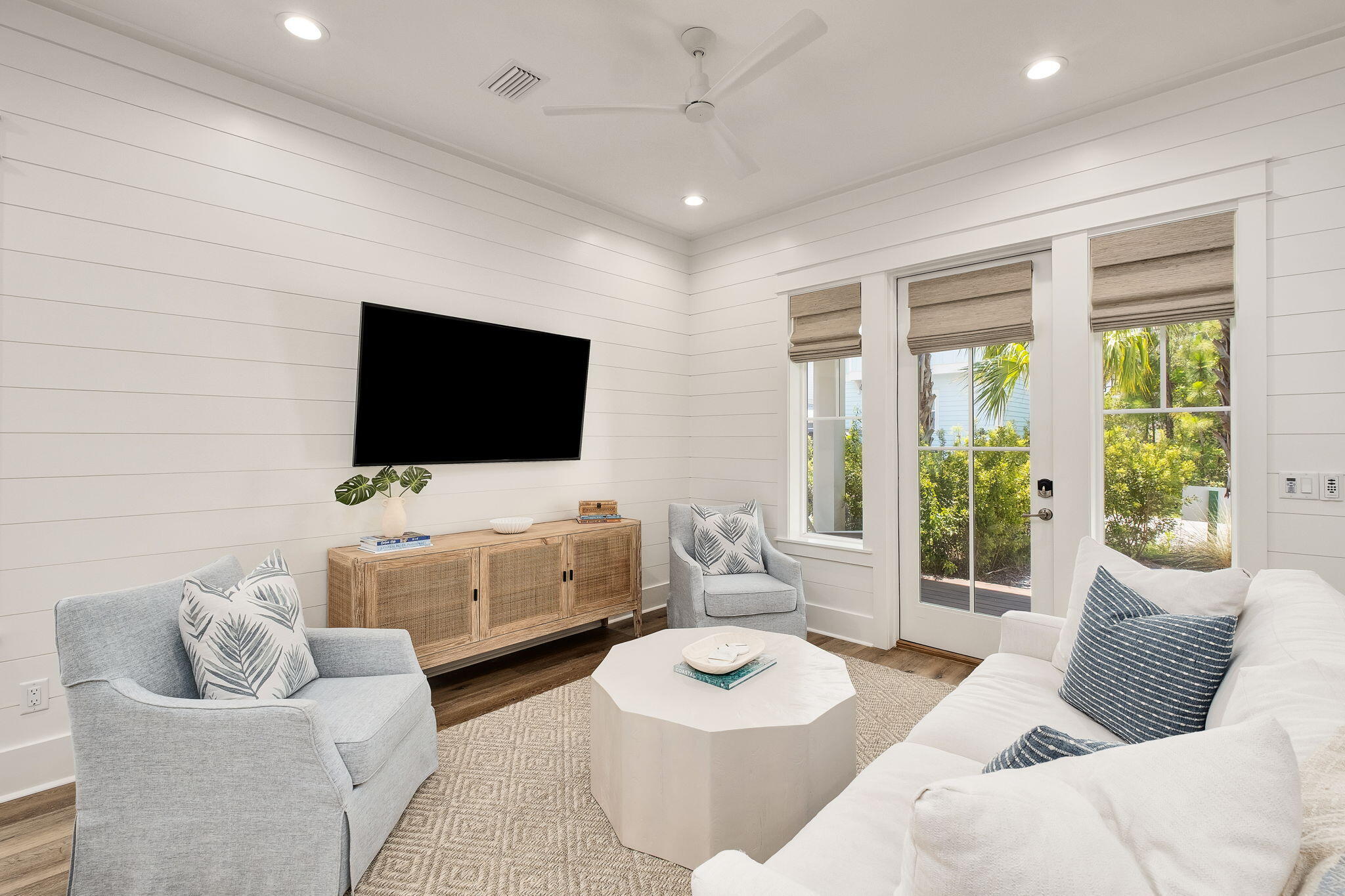 TREETOP S/D - Residential