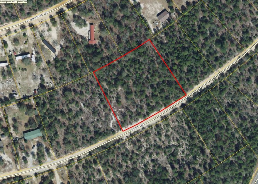 Lightly wooded 2 acre parcel off Oakridge Rd and just minutes to town. This parcel includes 2 adjoining lots and would make a great homesite...or two! Public water is available and power nearby but no utilities currently on property. Septic would be required.