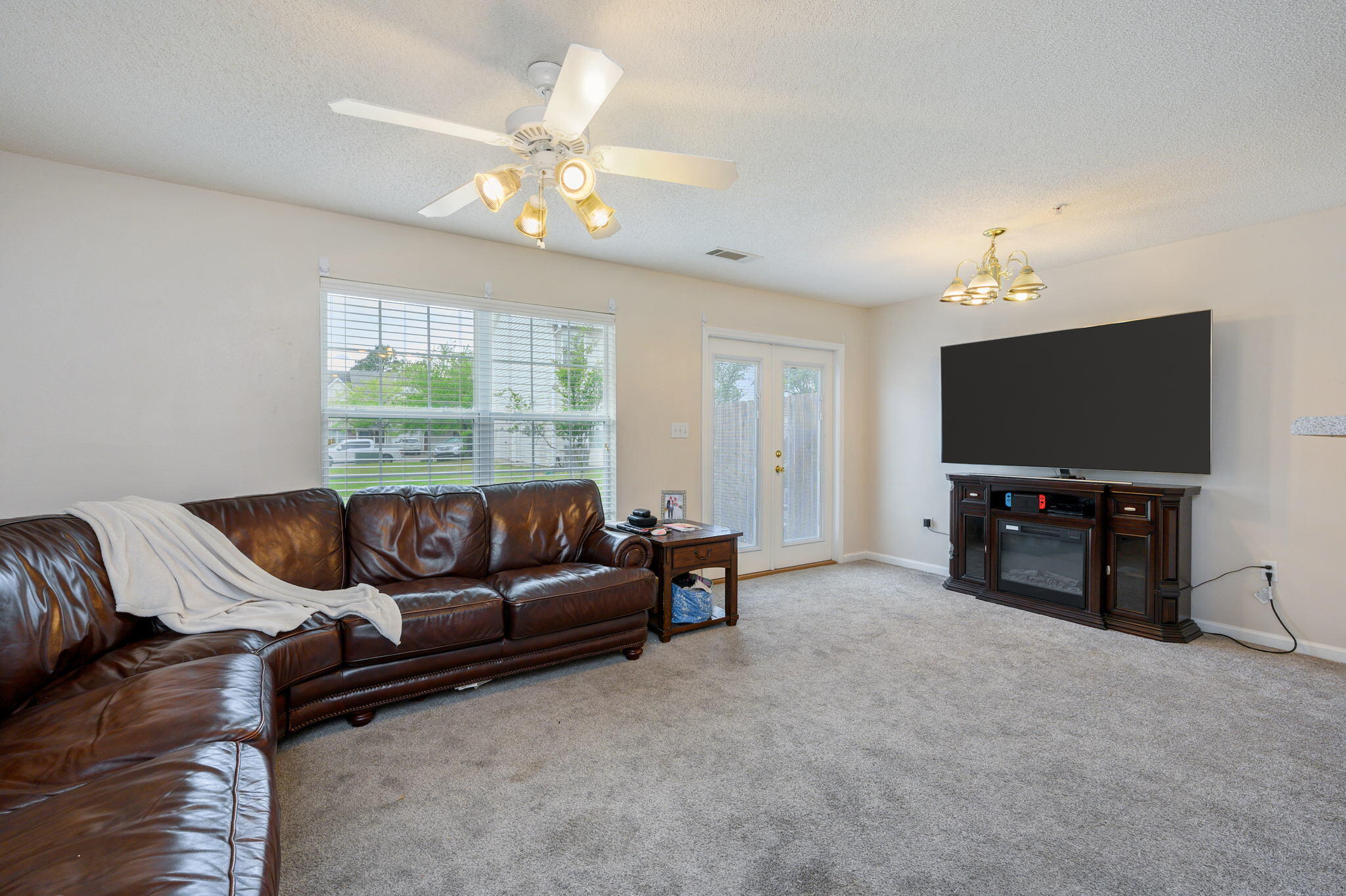 Rolling Pines T/H - Residential