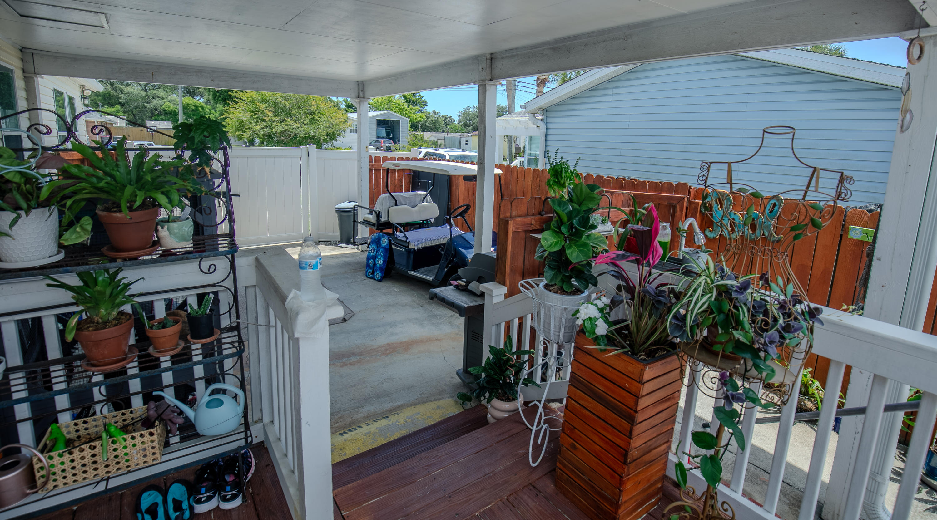 NO RECORDED SUBDIVISION - Residential