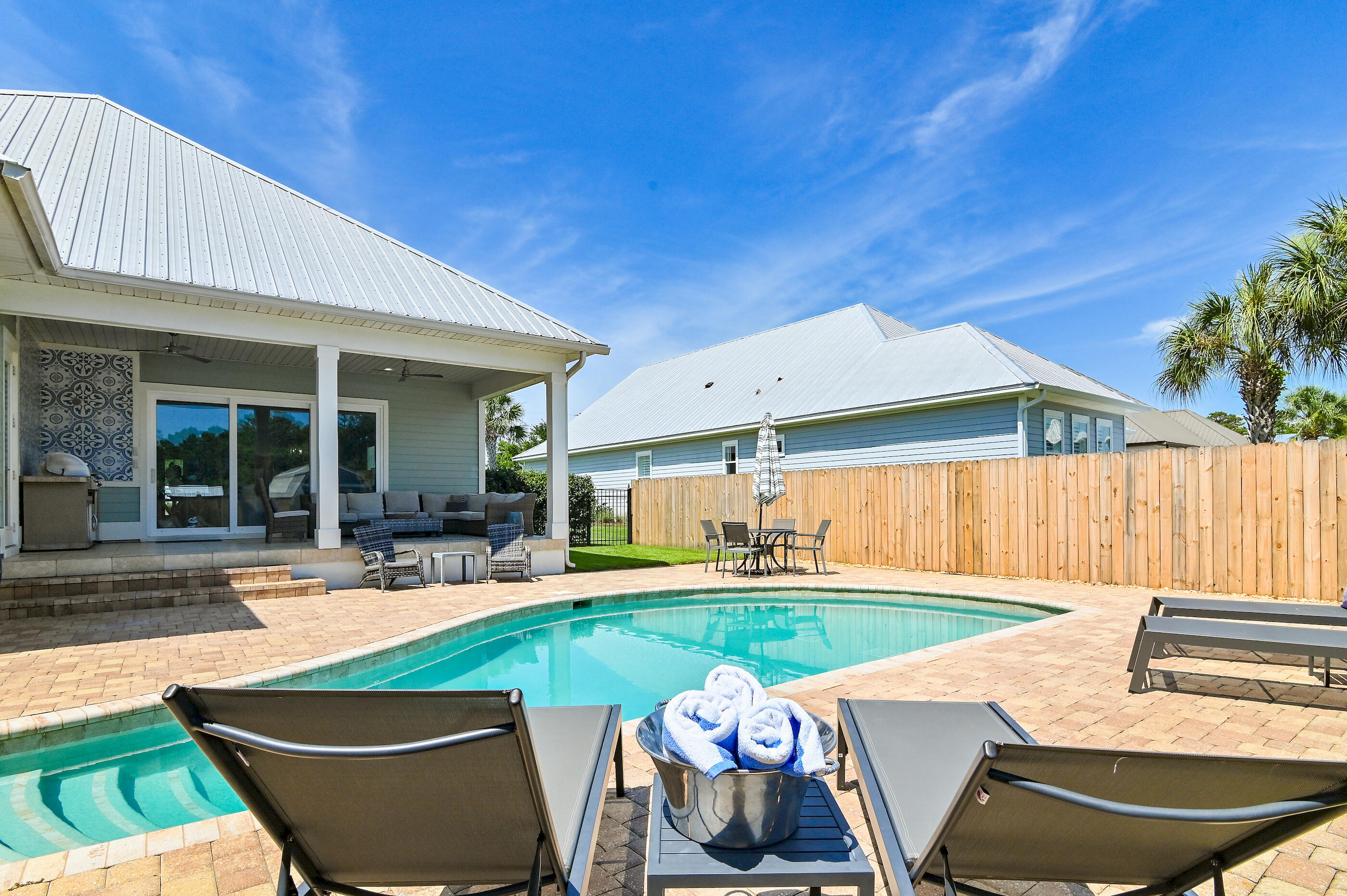 GULFVIEW HEIGHTS 1ST ADDN - Residential
