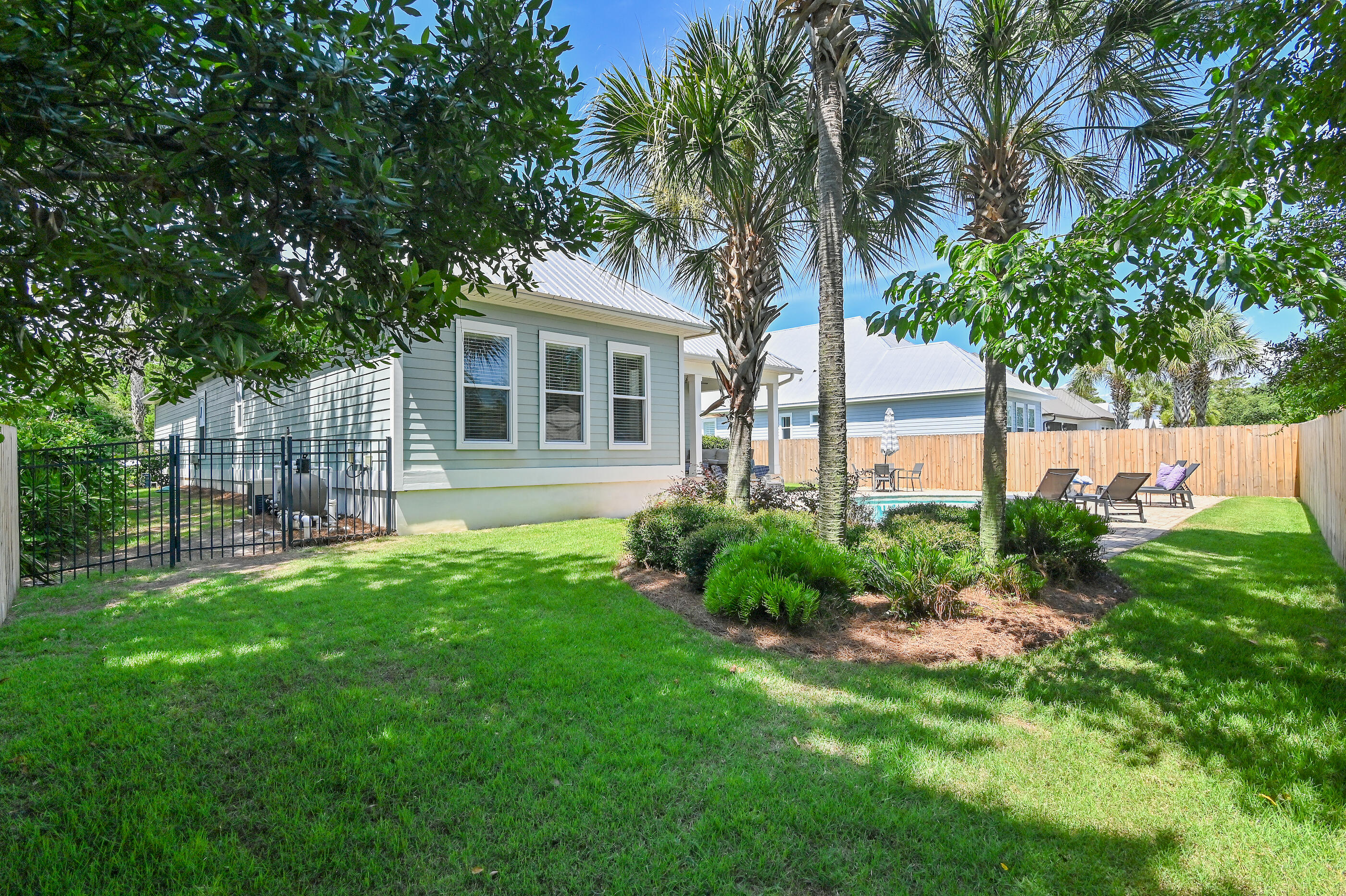 GULFVIEW HEIGHTS 1ST ADDN - Residential