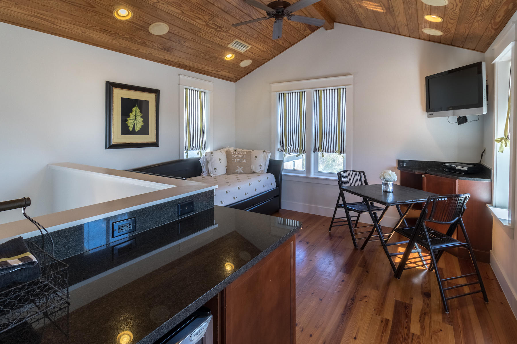 CRYSTAL BEACH - Residential