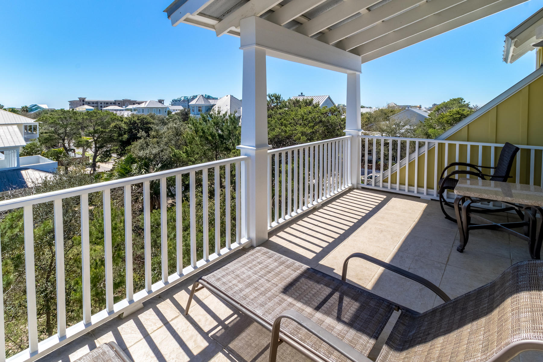 CRYSTAL BEACH - Residential