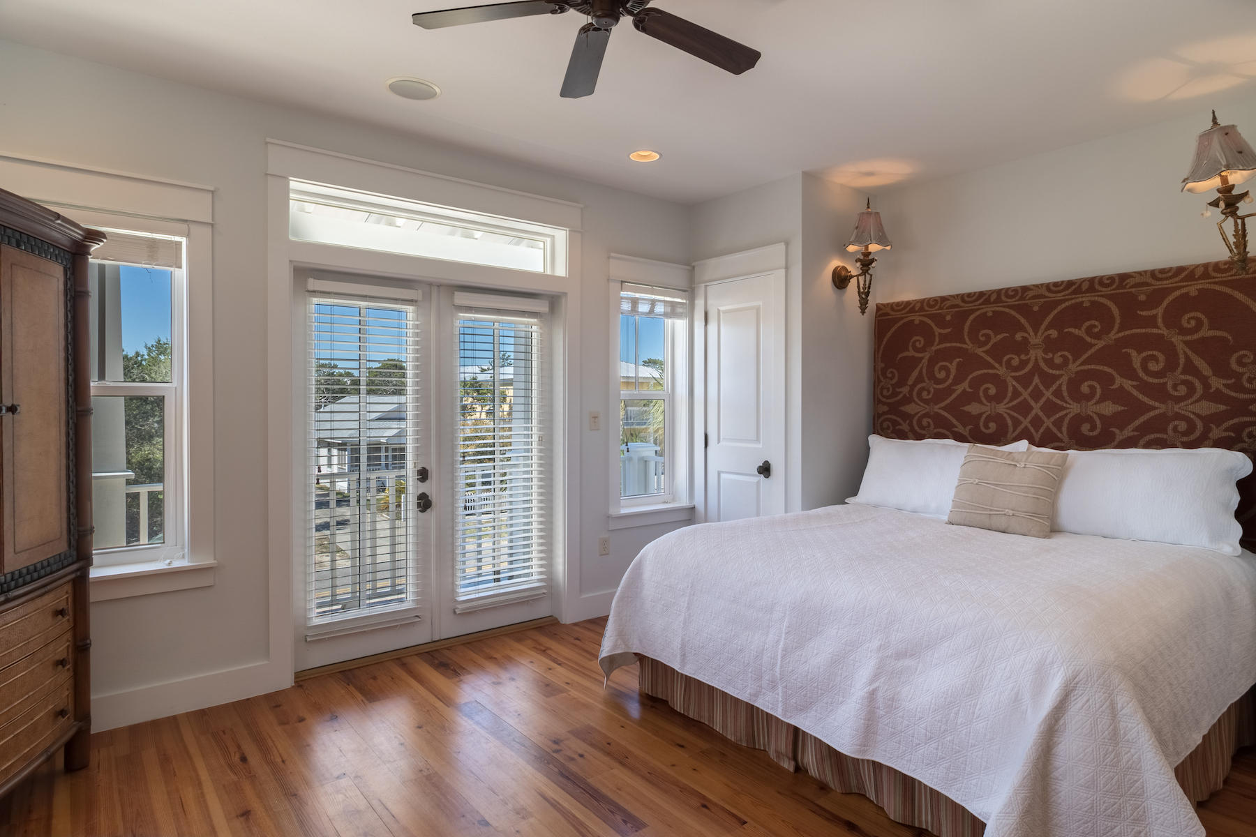 CRYSTAL BEACH - Residential