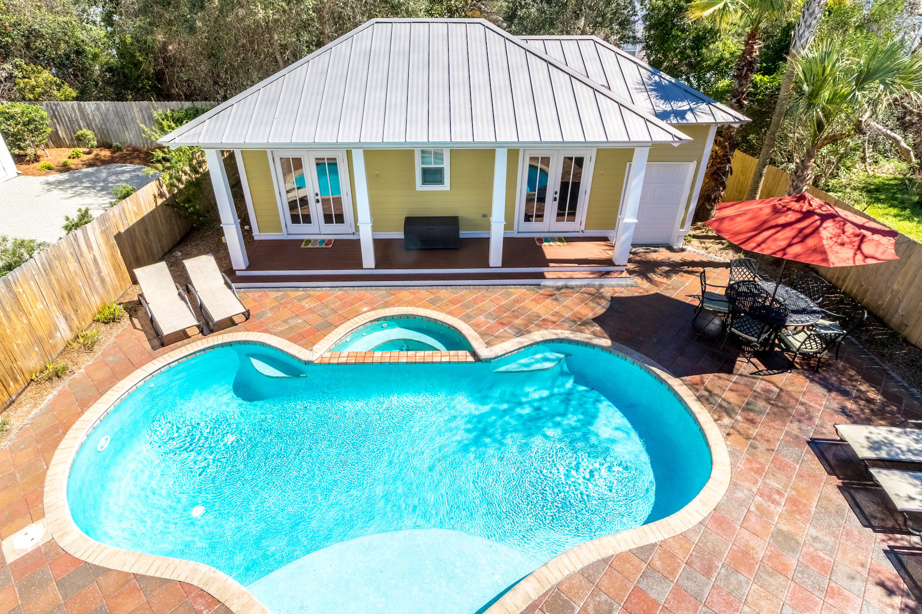 CRYSTAL BEACH - Residential