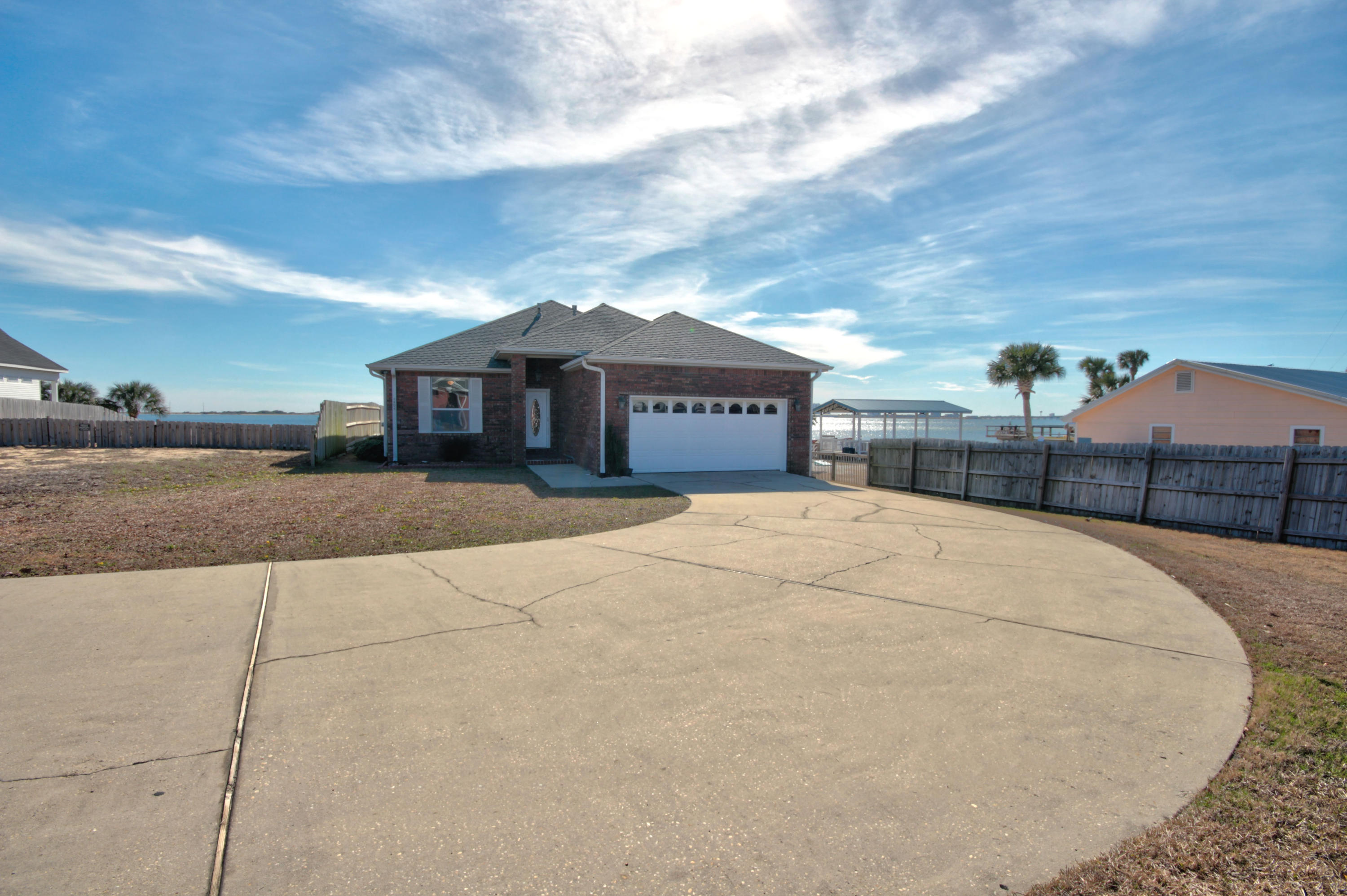 SANDY DUNES - Residential