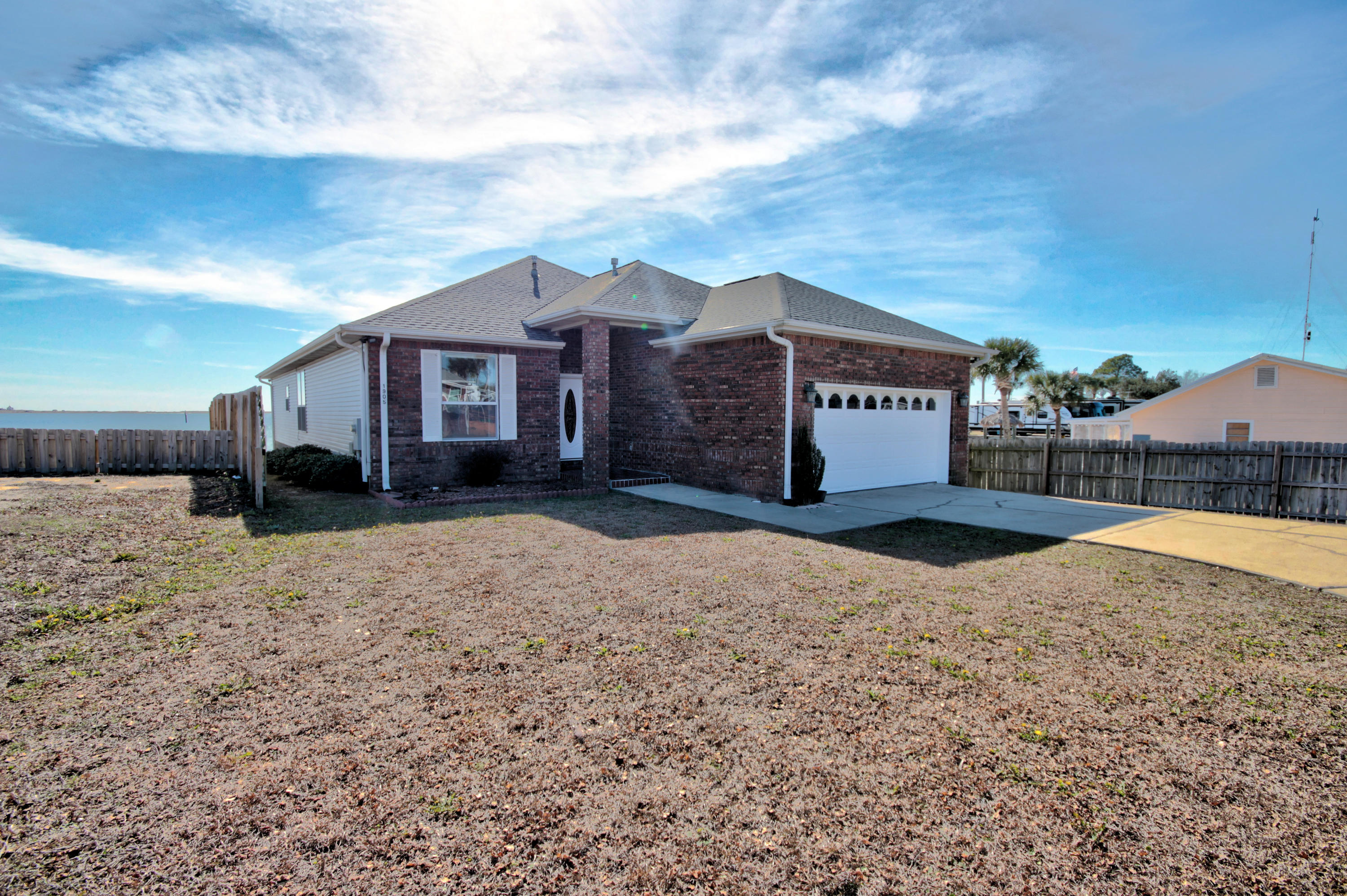 SANDY DUNES - Residential