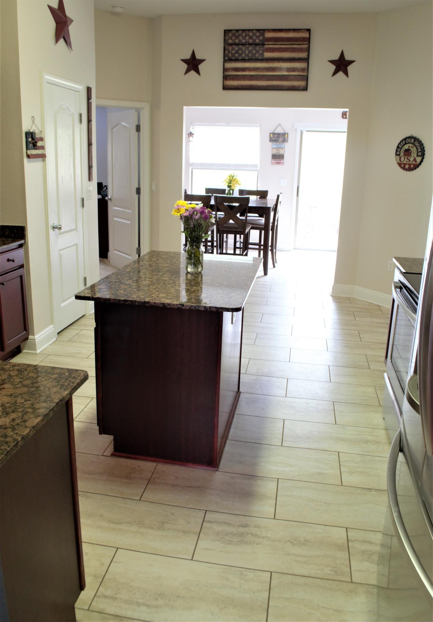 SILVER SPRINGS EST - Residential