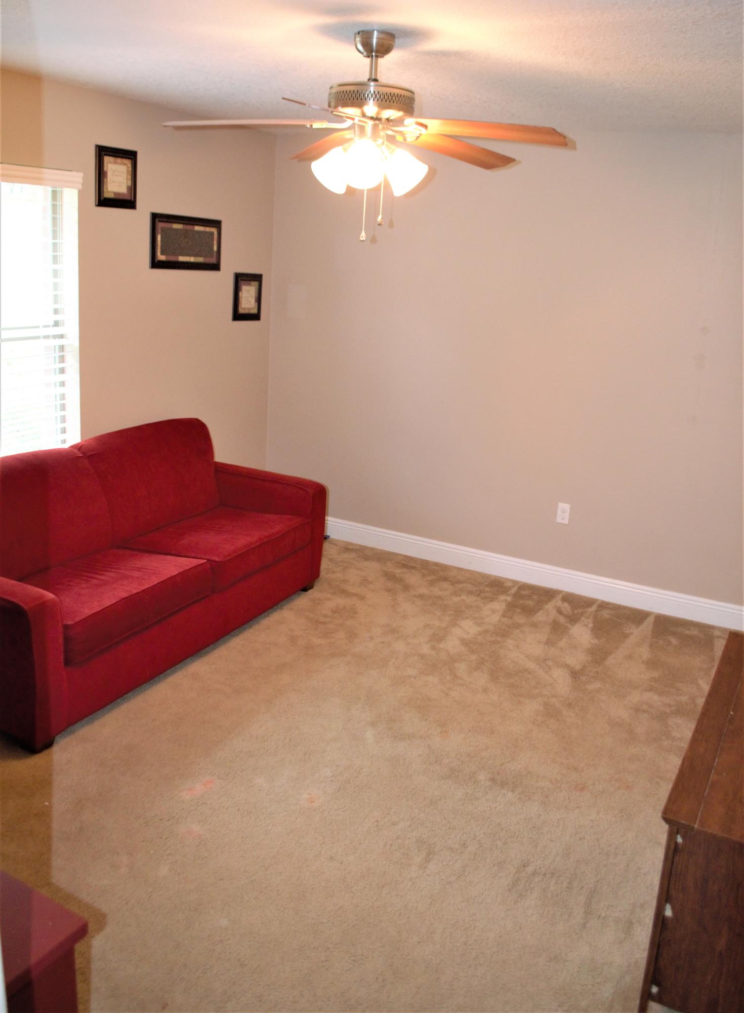 SILVER SPRINGS EST - Residential