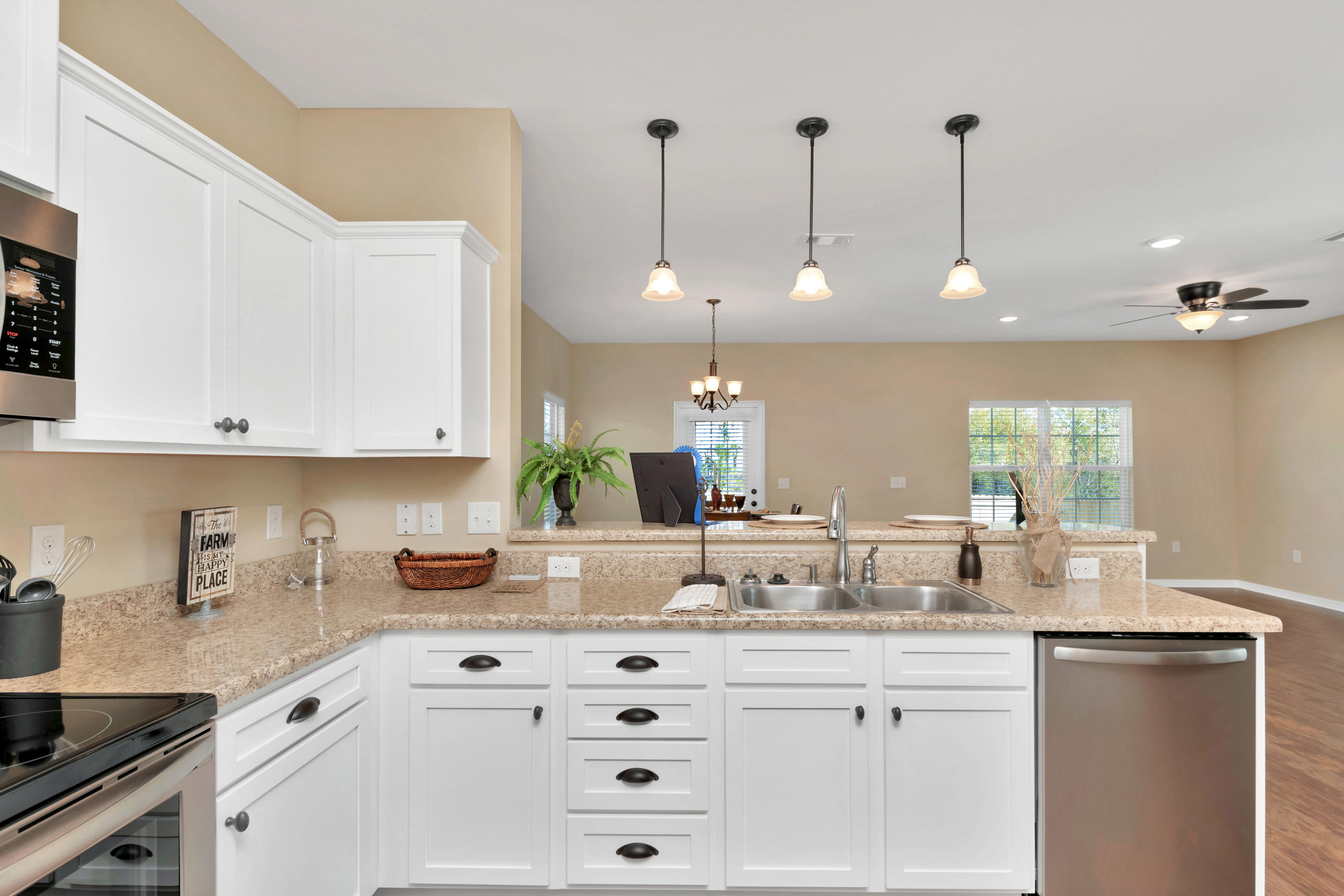 STILLWELL ESTATES - Residential