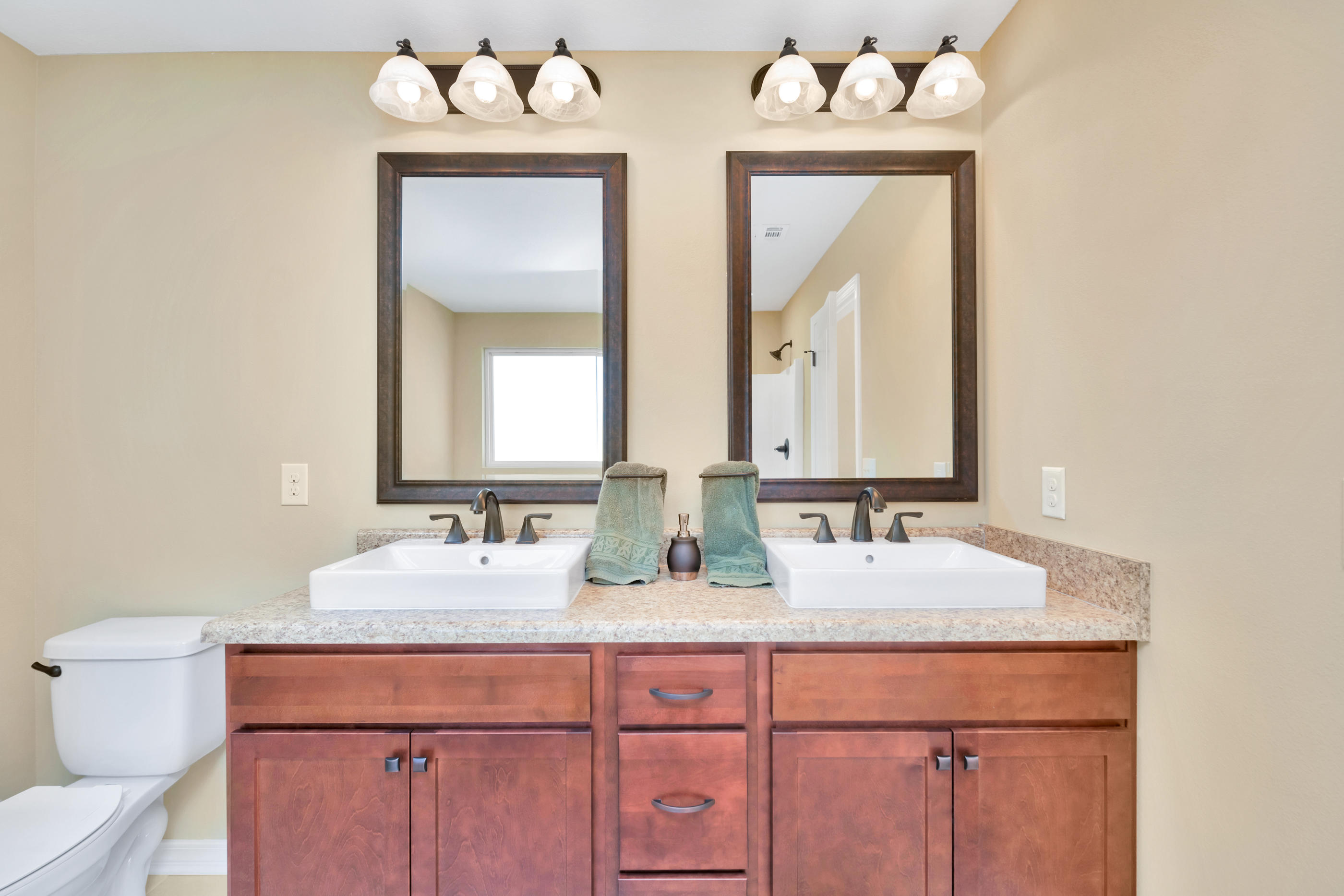 STILLWELL ESTATES - Residential