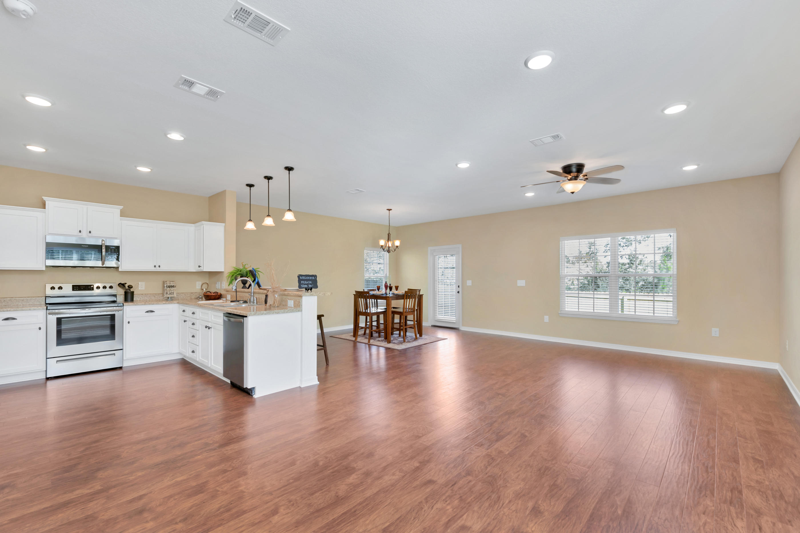 STILLWELL ESTATES - Residential