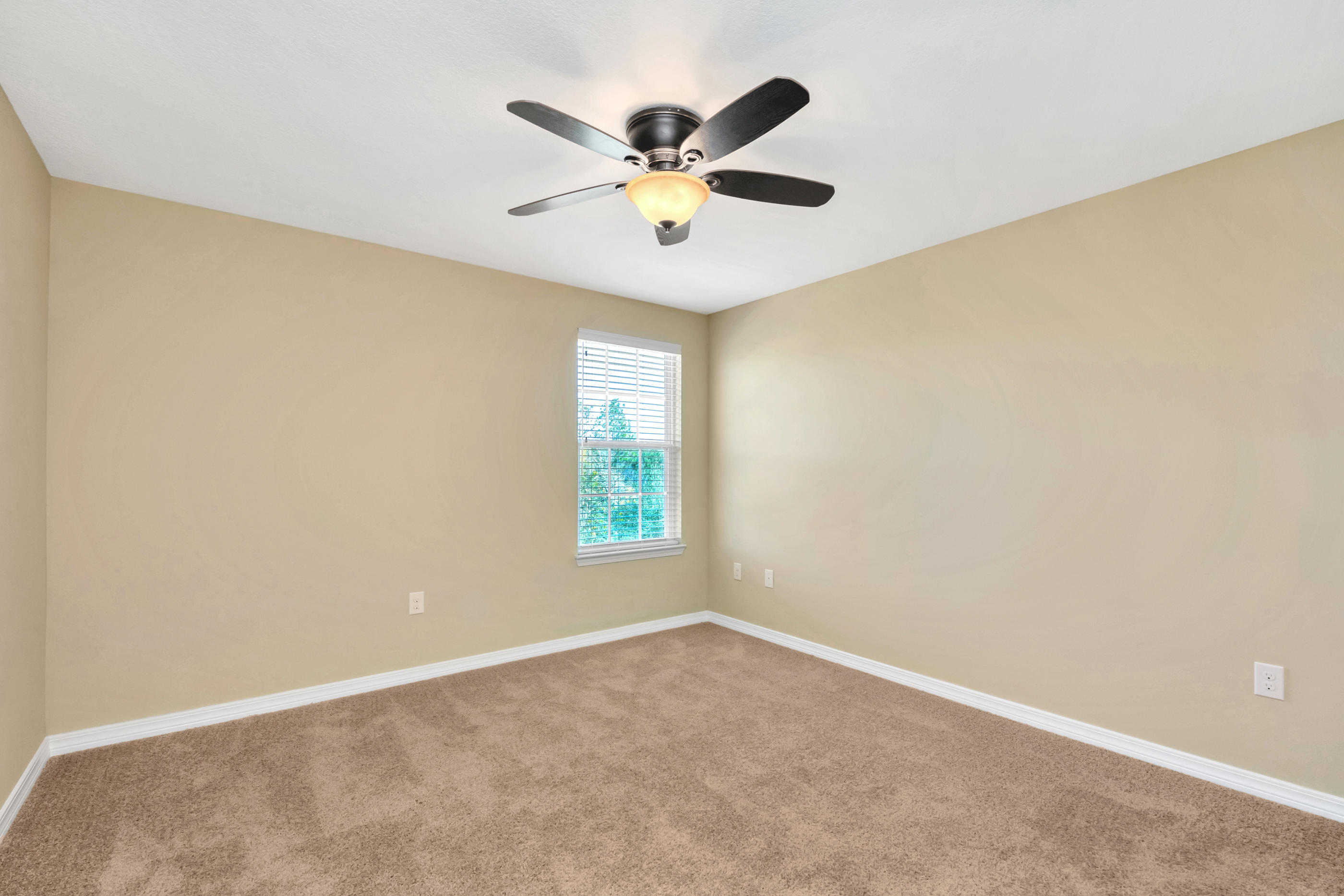 STILLWELL ESTATES - Residential