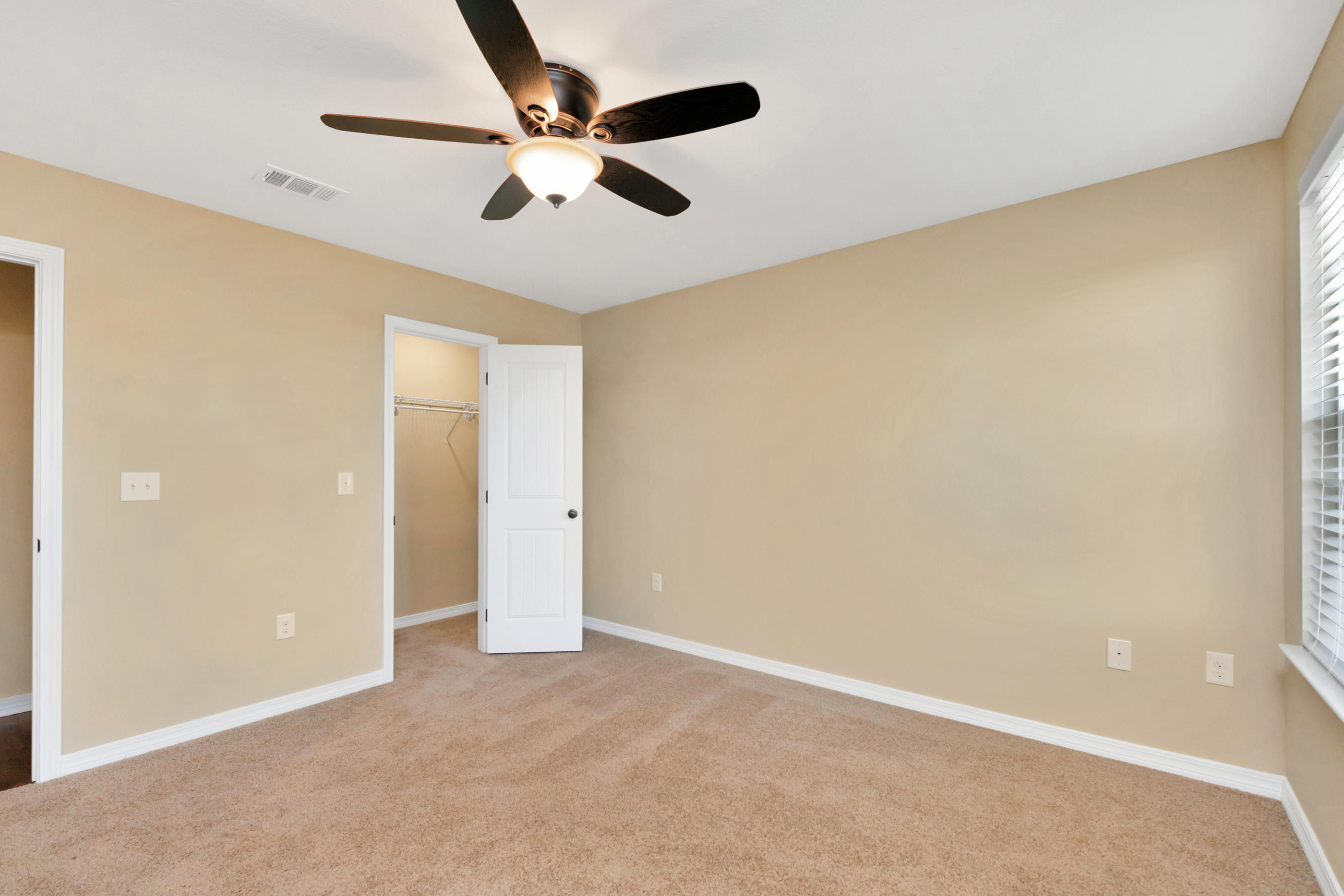 STILLWELL ESTATES - Residential