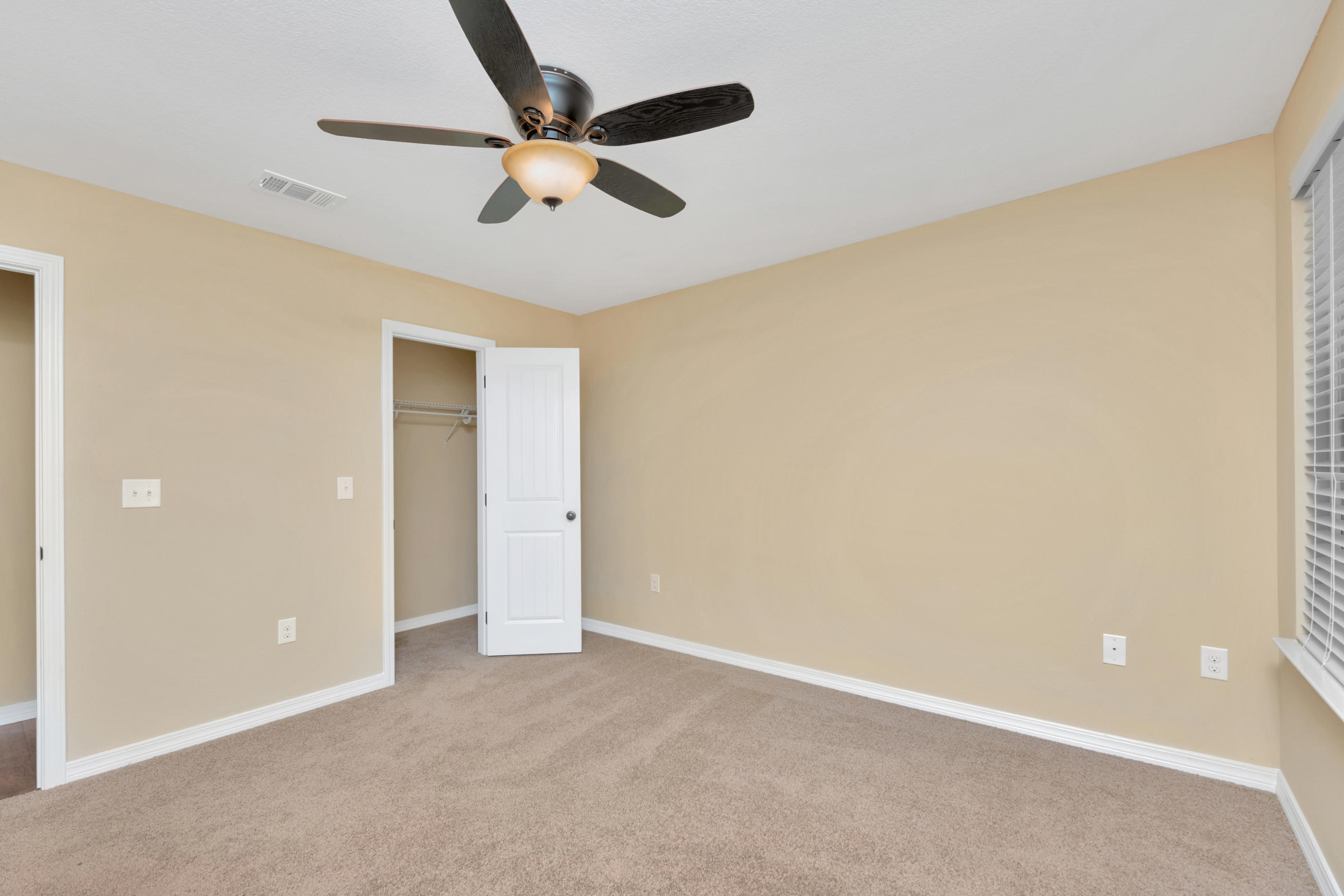 STILLWELL ESTATES - Residential