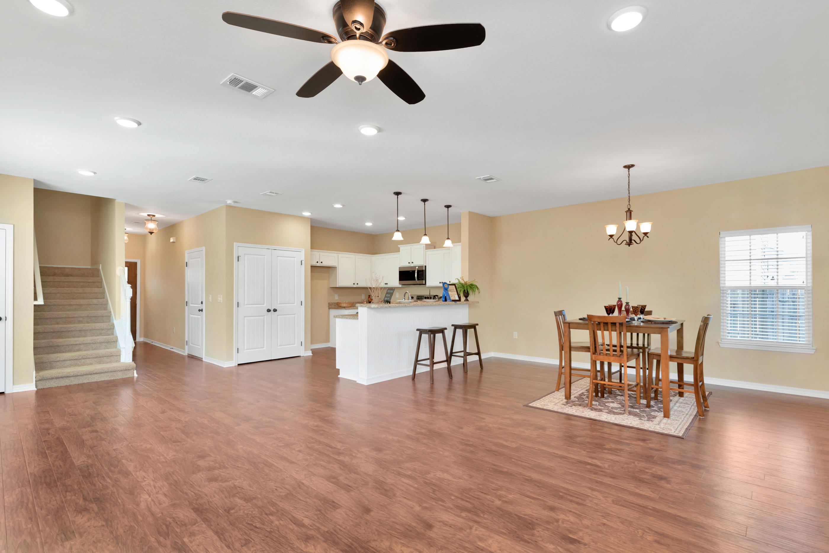 STILLWELL ESTATES - Residential