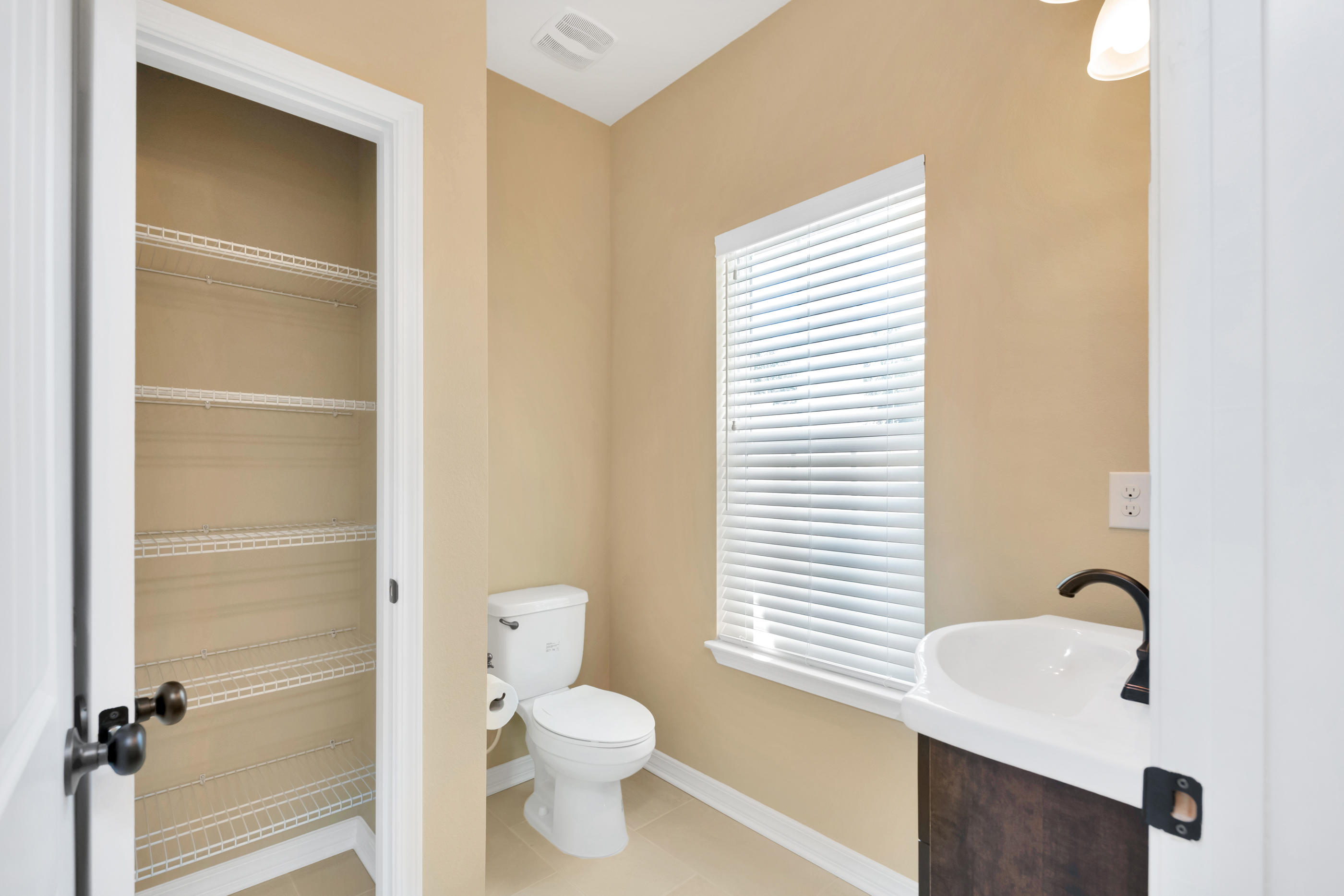 STILLWELL ESTATES - Residential