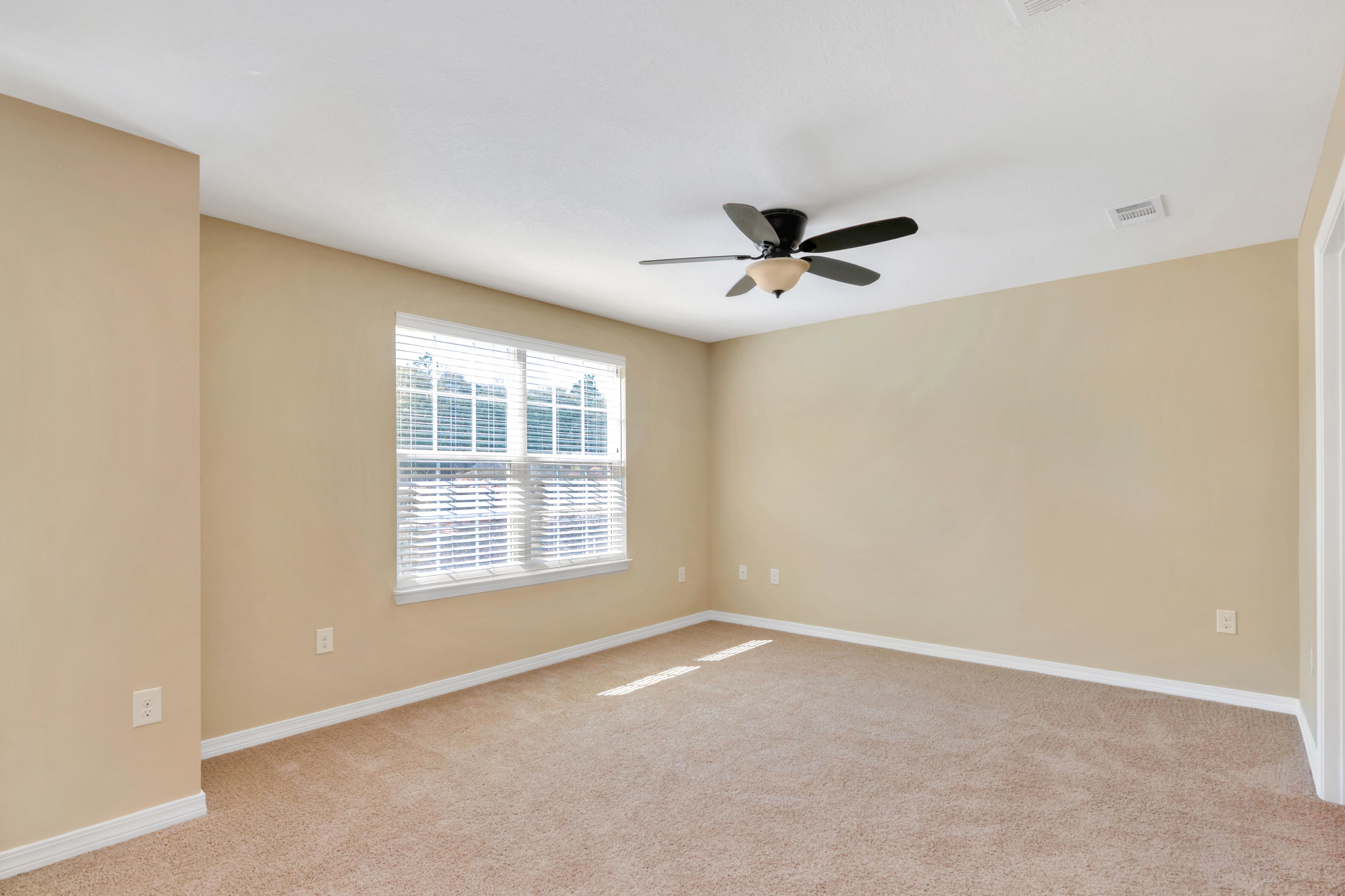 STILLWELL ESTATES - Residential