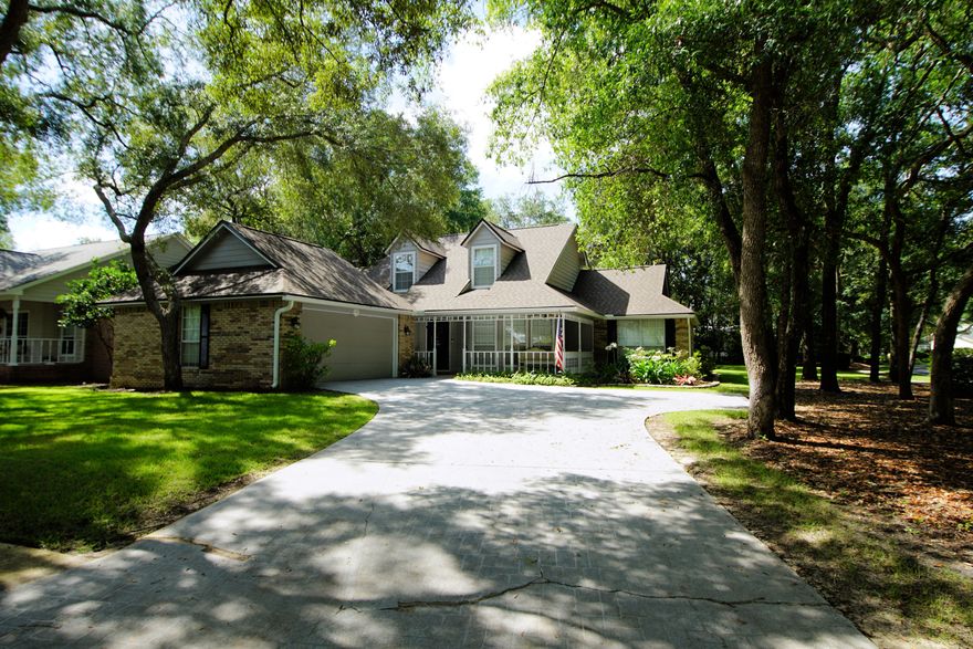 You won't want to miss this great 3 bedroom, 2.5 bath home located in the sought after community of Bolton Village in Bluewater Bay. Home hasnew carpeting, new laminate flooring, fresh paint thru-out and new fireplace surround. Nicely layed out kitchen includes granite counter tops,stainless appliances and Jen-air cook top.The Pool is Gunite with gas pool heater.Bolton Village is located at the back end of Rocky Bayou.Close to Eglin Afb,Destin Beaches.The Bluewater Elementary school is located at the Parkwood gate.Kids can walk or ride bikes to school.