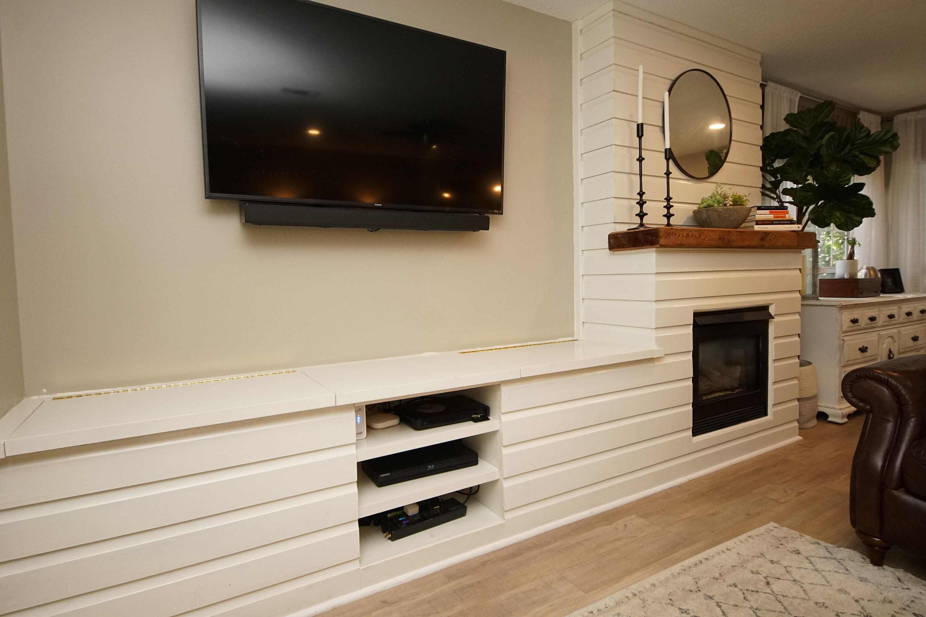 VILLAGE OF BOLTON AT BLUEWATER BAY - Residential