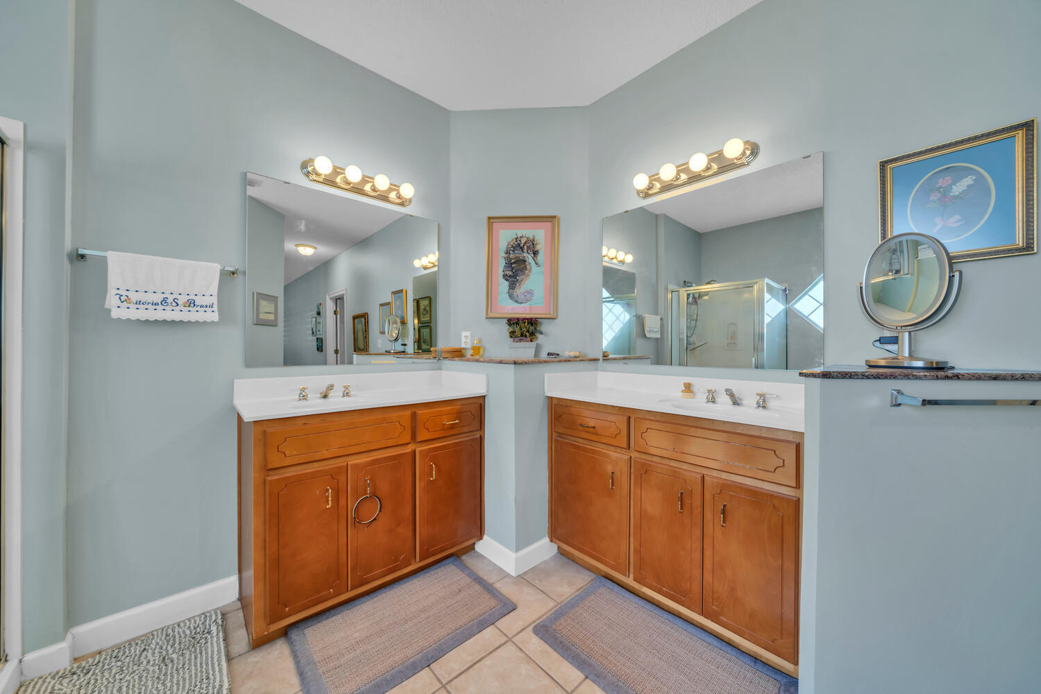 Escada S/D - Residential