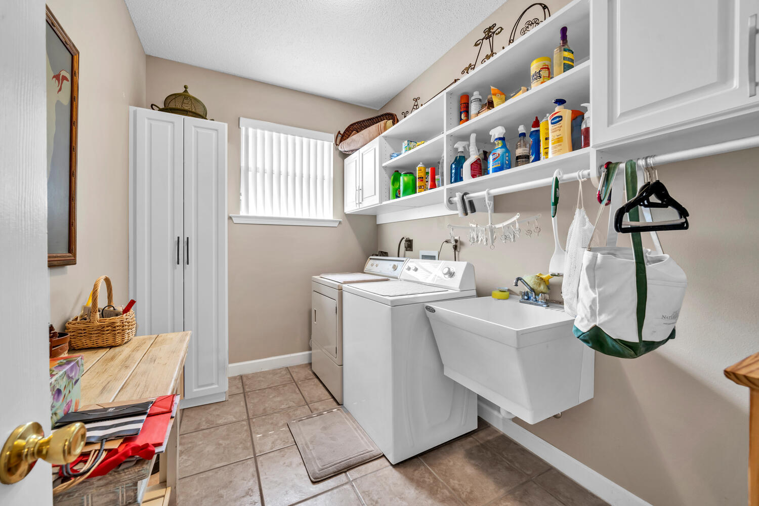 Escada S/D - Residential