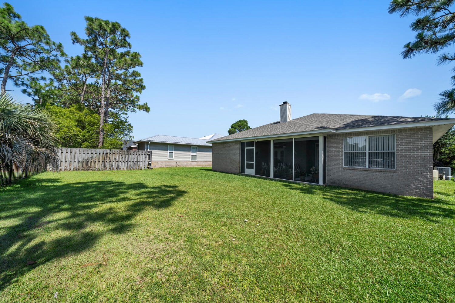 Escada S/D - Residential