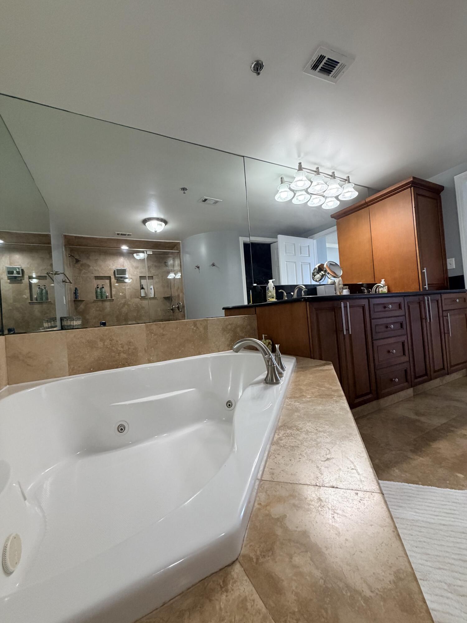 JADE EAST TOWERS CONDO UNIT 510 - Residential