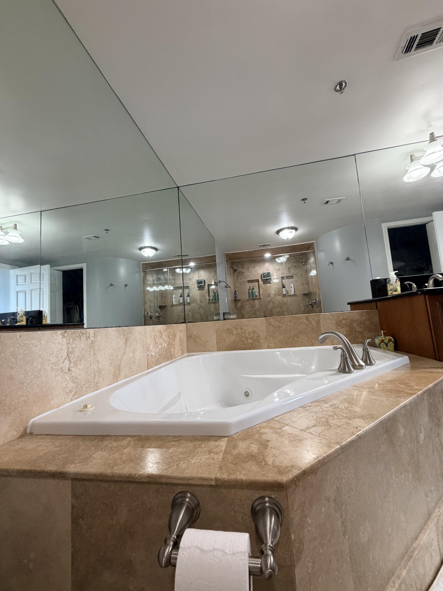 JADE EAST TOWERS CONDO UNIT 510 - Residential