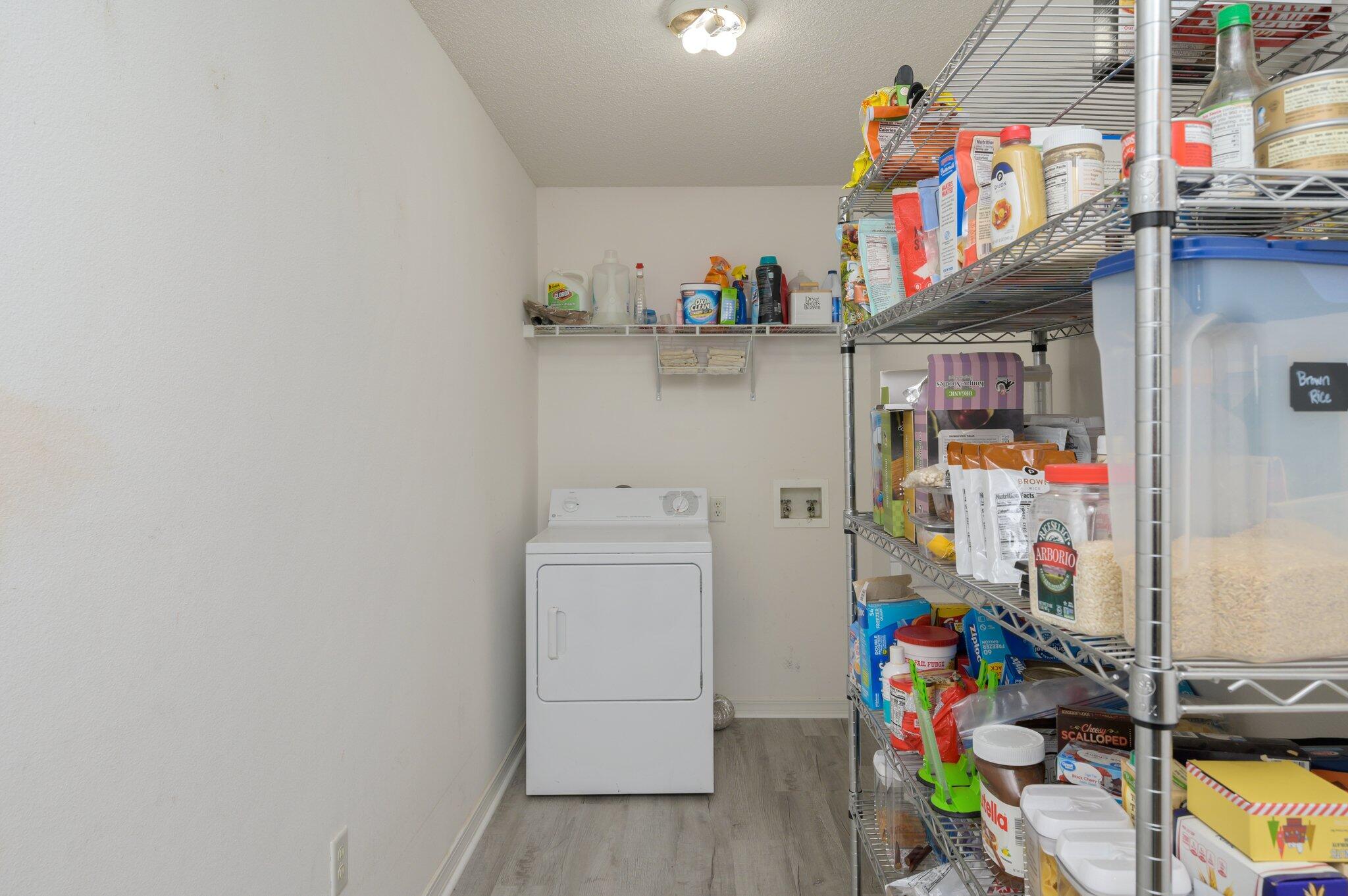 FOXWOOD ADDITION S/D - Residential Lease
