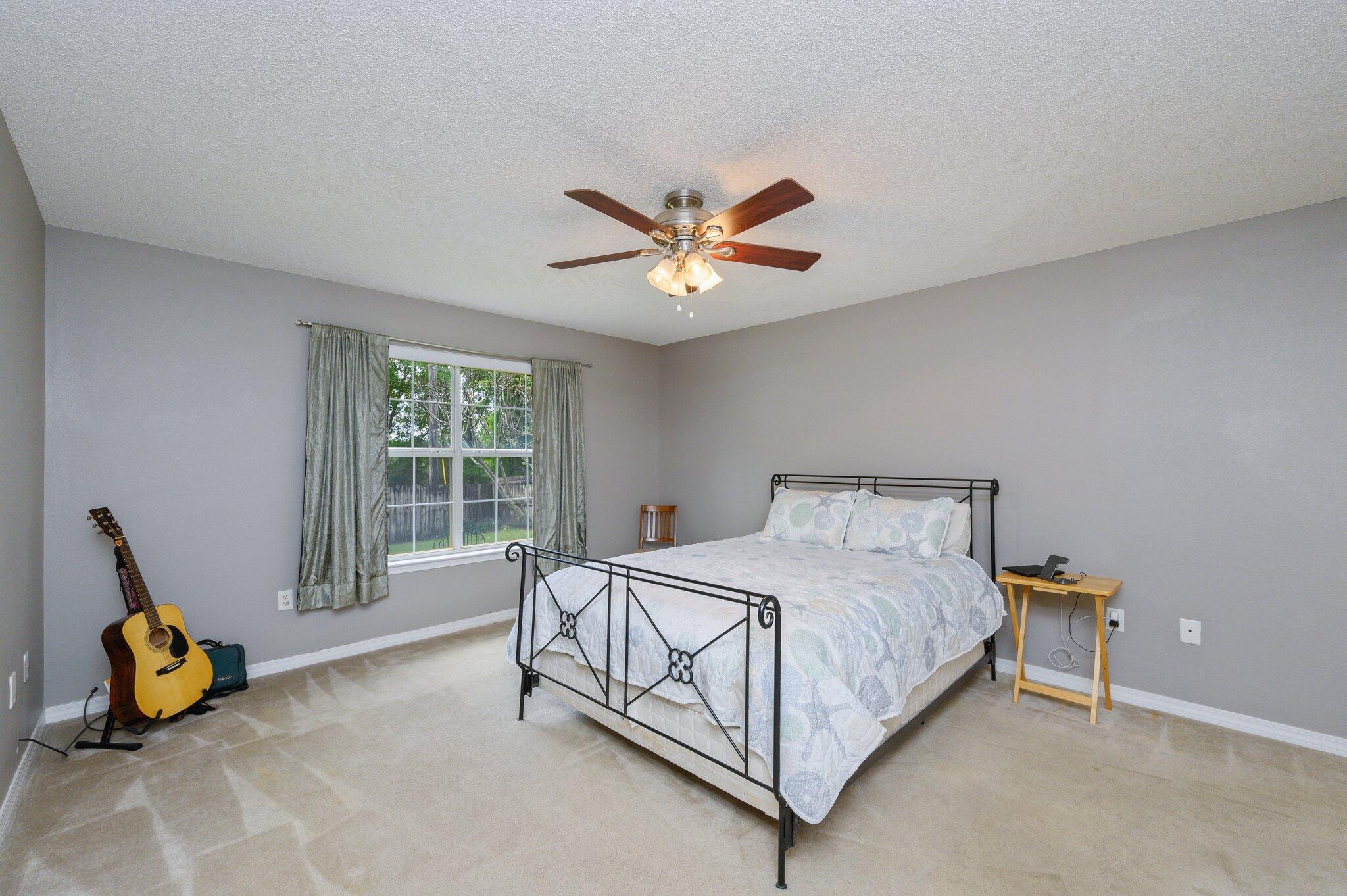 FOXWOOD ADDITION S/D - Residential Lease