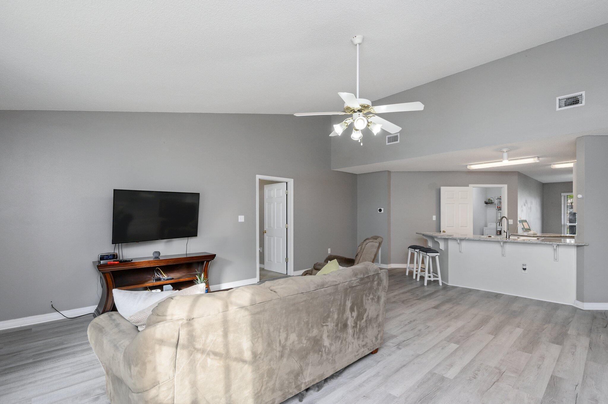 FOXWOOD ADDITION S/D - Residential Lease