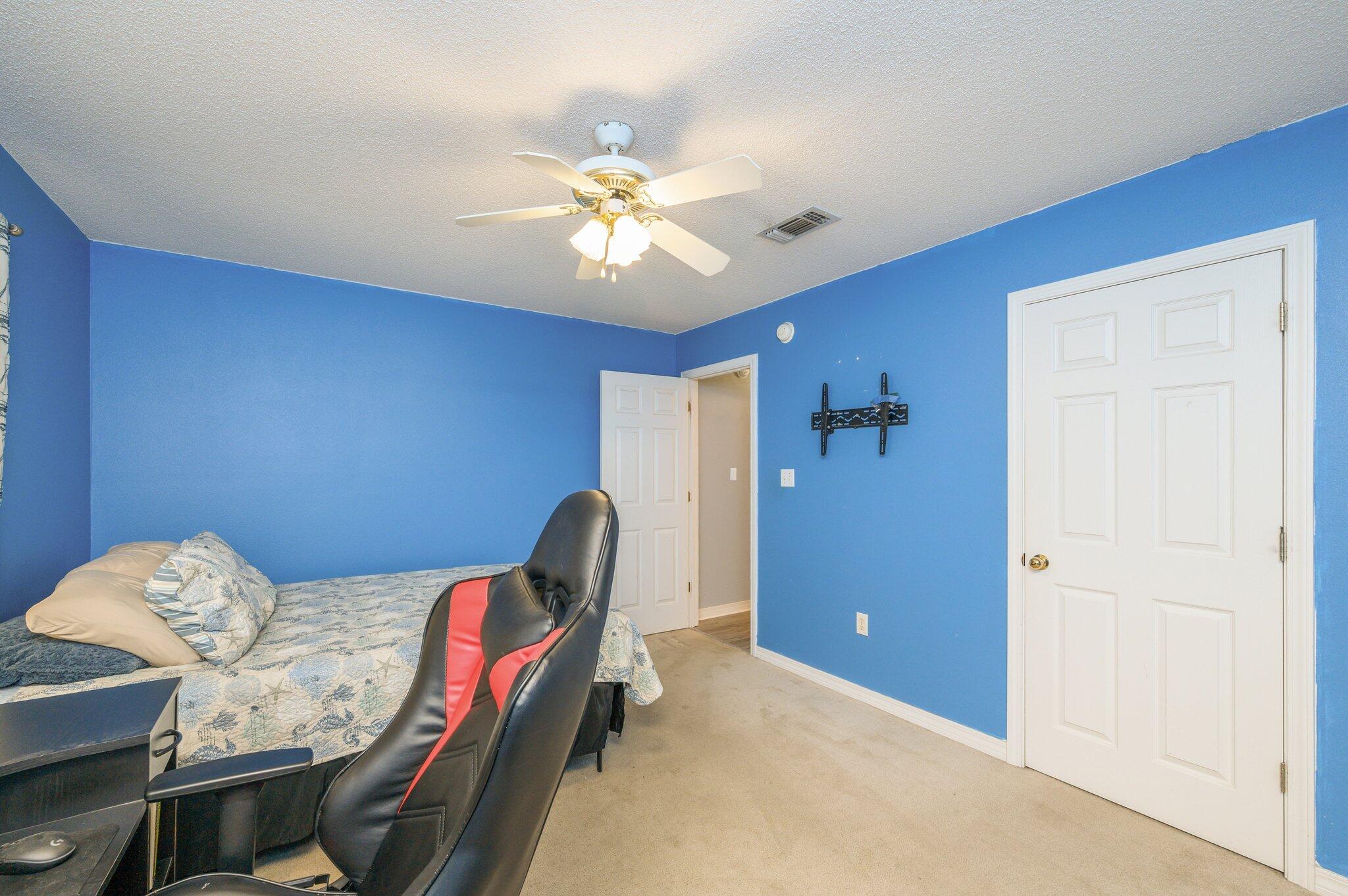 FOXWOOD ADDITION S/D - Residential Lease