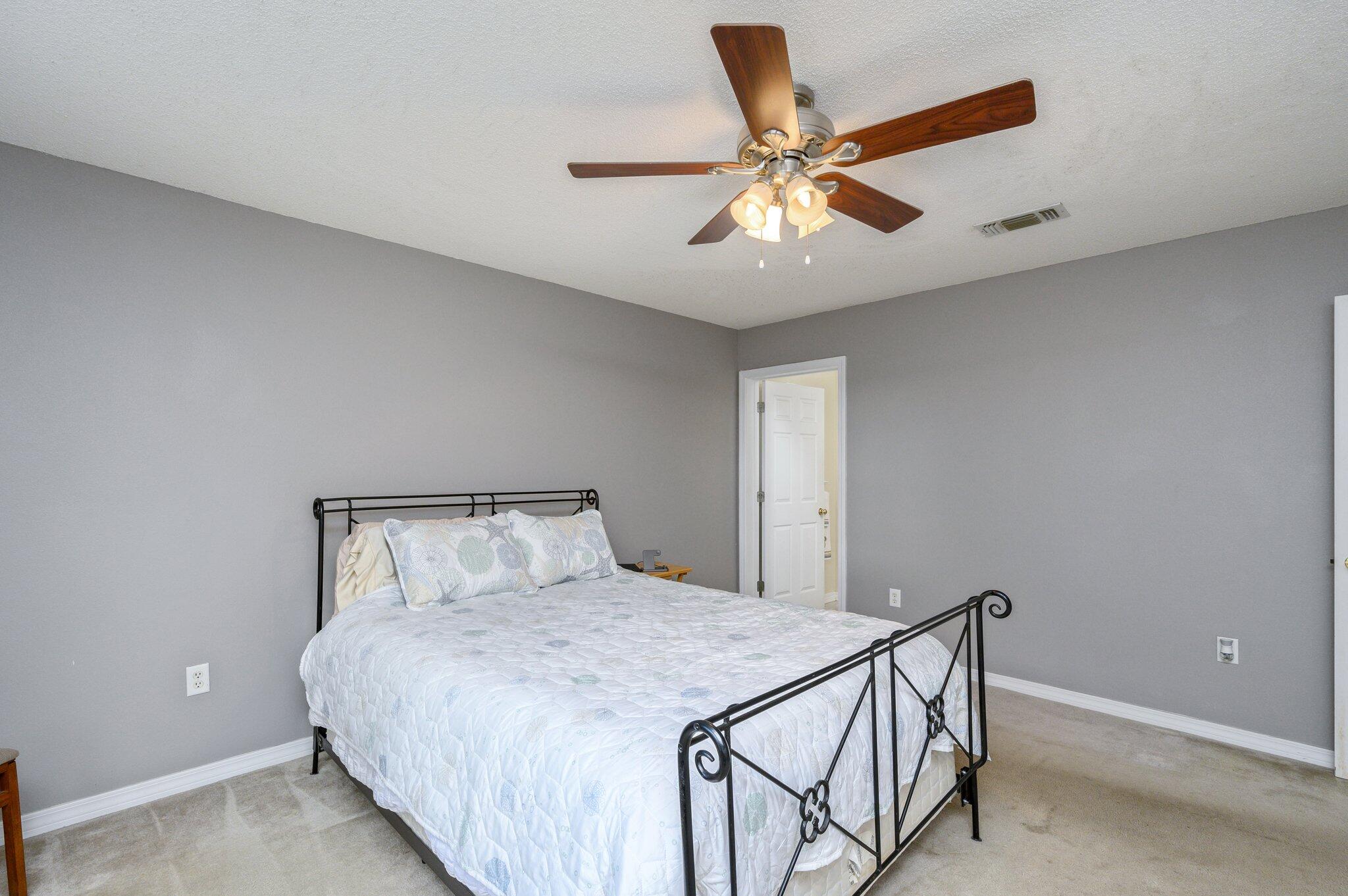 FOXWOOD ADDITION S/D - Residential Lease
