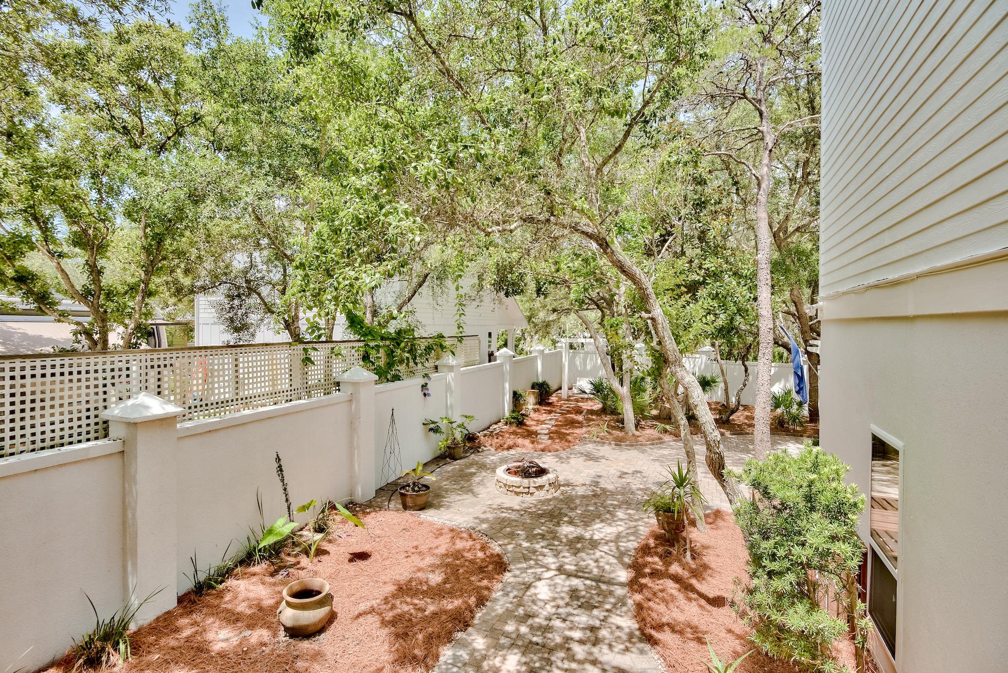 CAMP CREEK COVE PH 1 - Residential