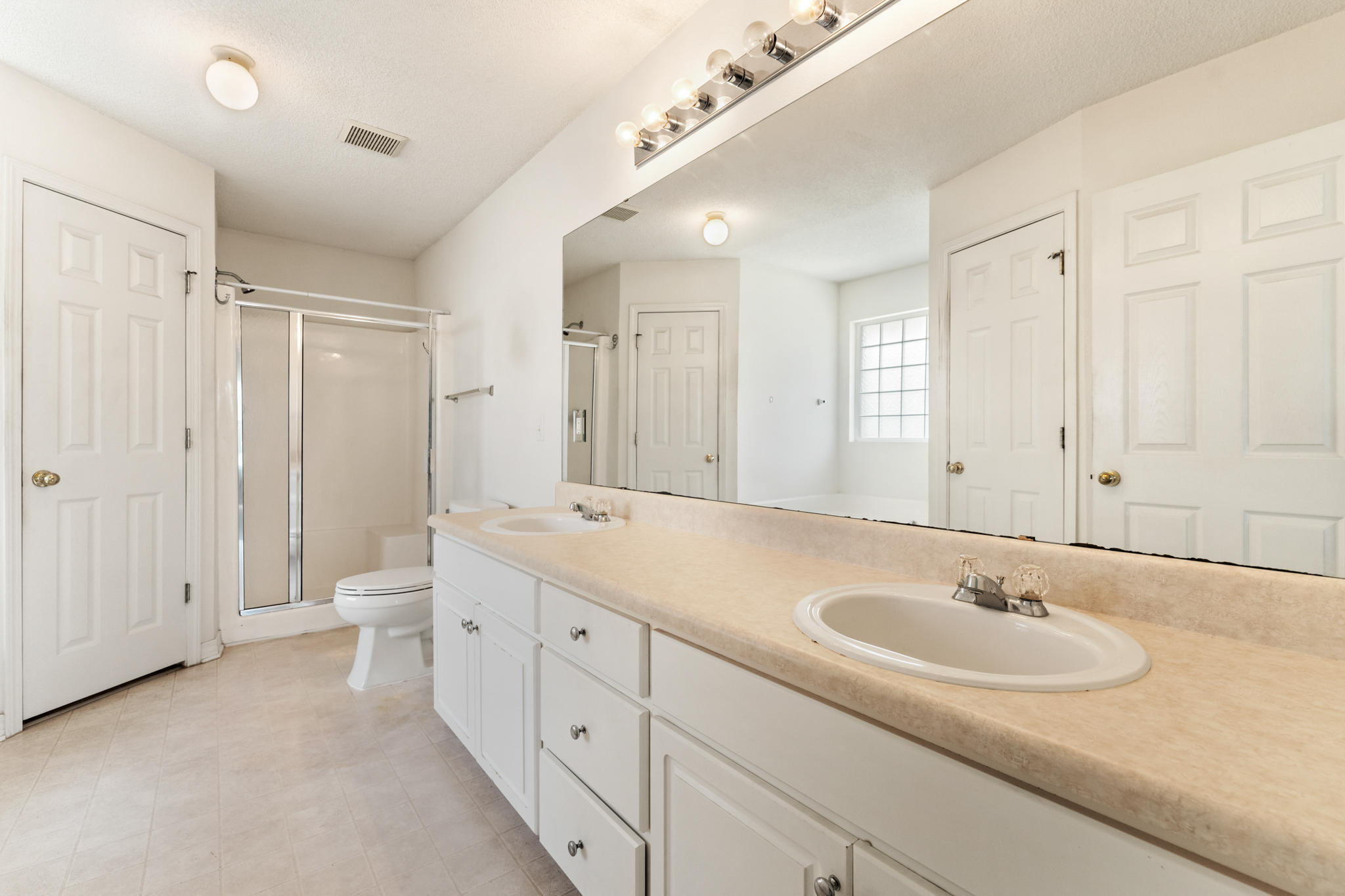 CREETWOOD PLACE - Residential