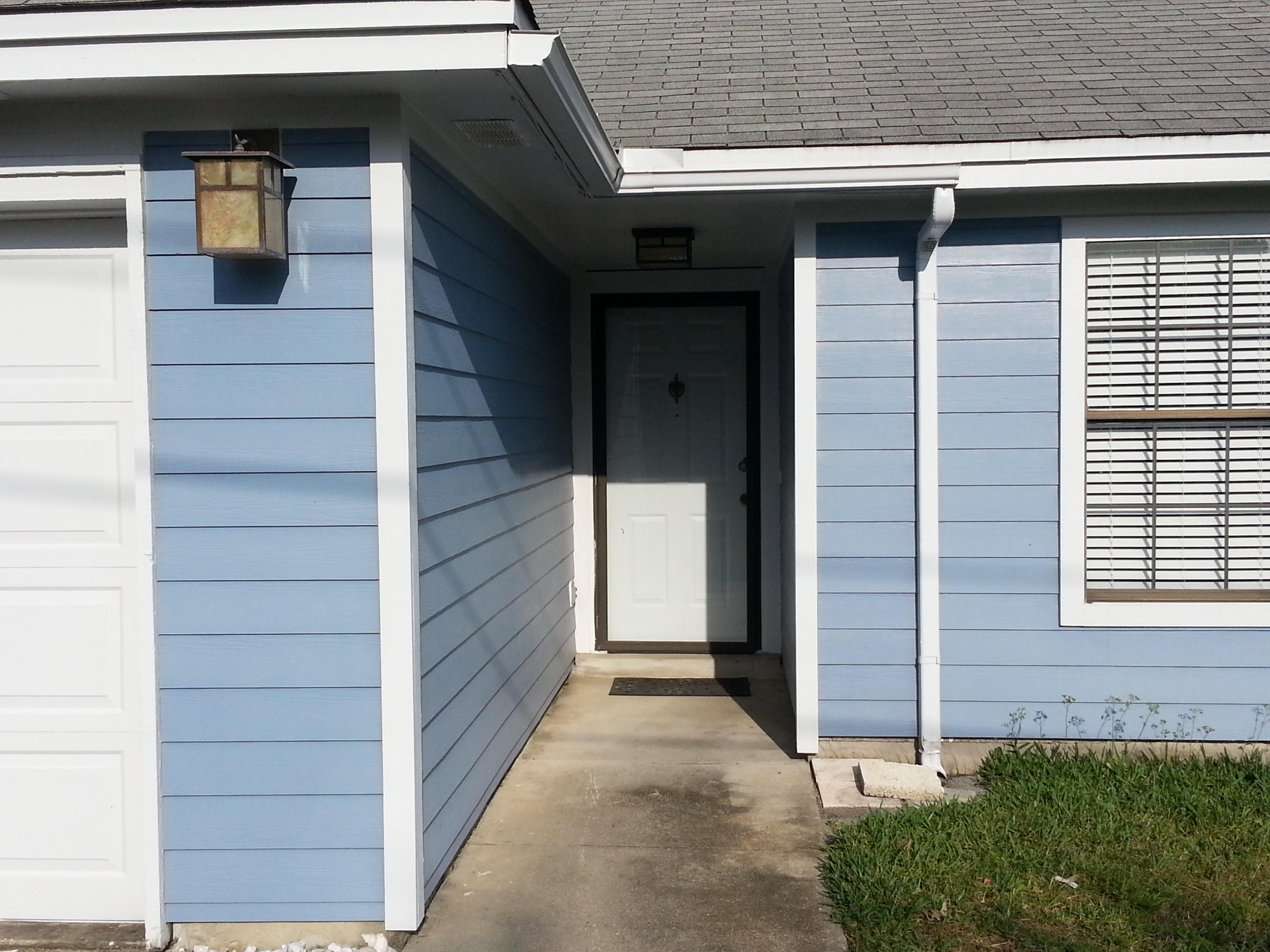 GULF MANOR 1ST ADD LOT 17 BLK E - Residential