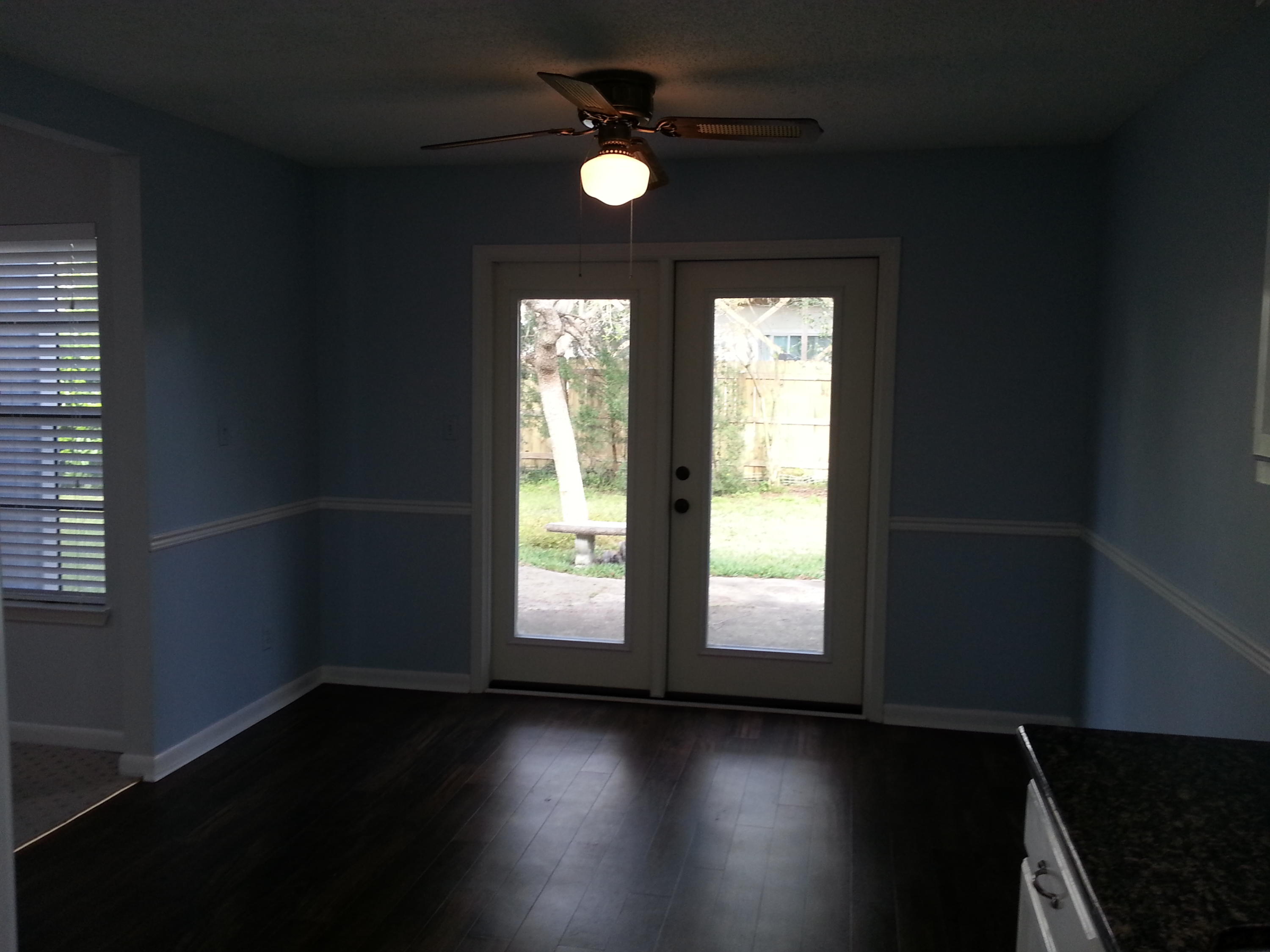 GULF MANOR 1ST ADD LOT 17 BLK E - Residential