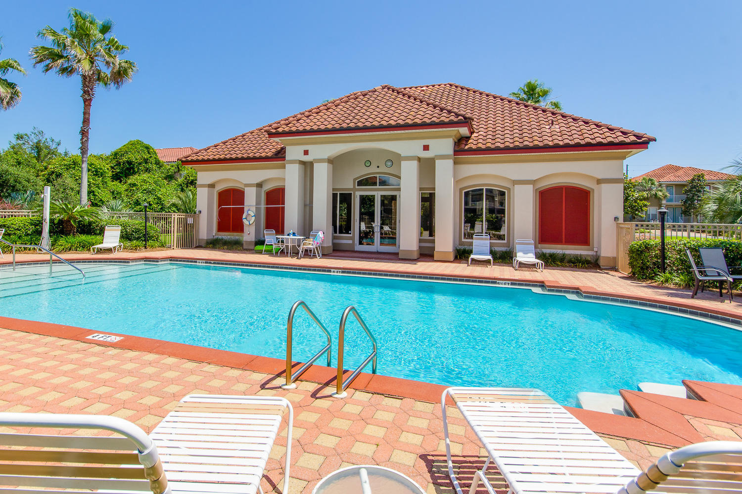 LA VALENCIA BEACH RESORT - Residential