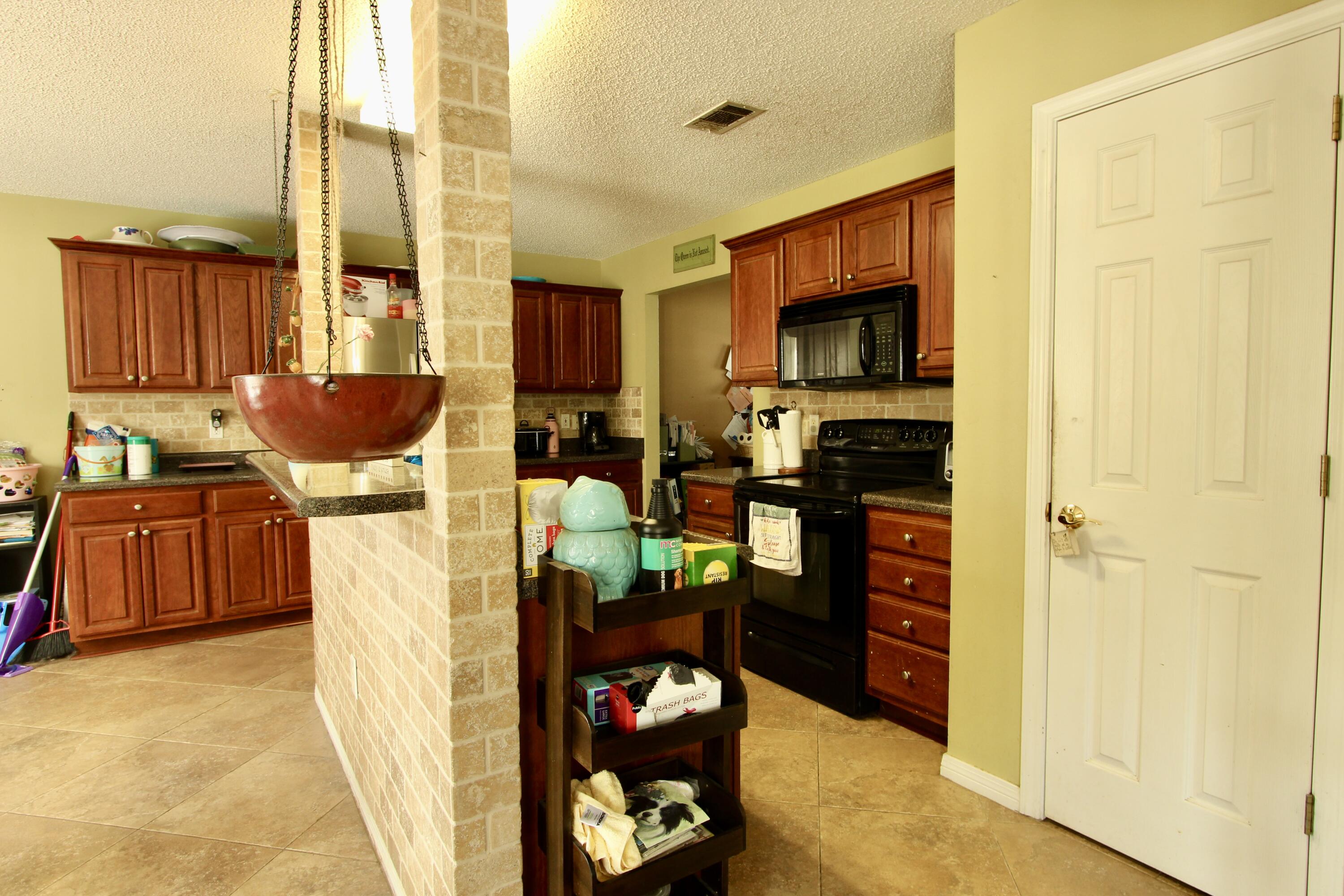 OLD BETHEL ESTATES PH I - Residential