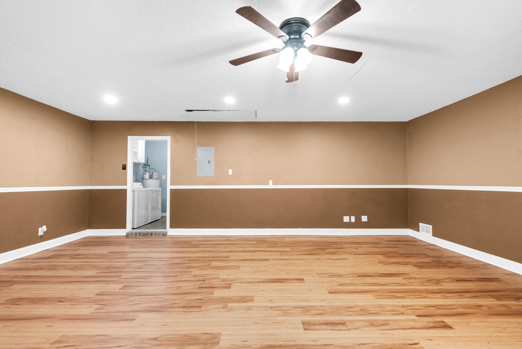 PLANTATION WOODS - Residential