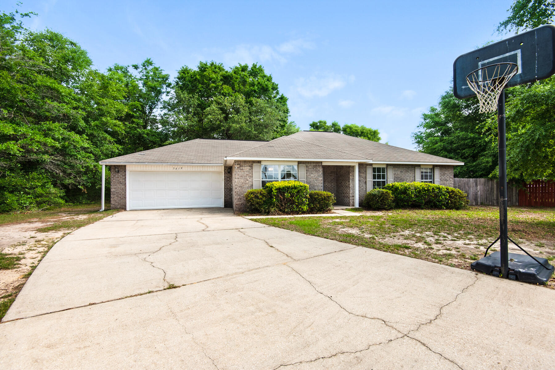 PLANTATION WOODS - Residential